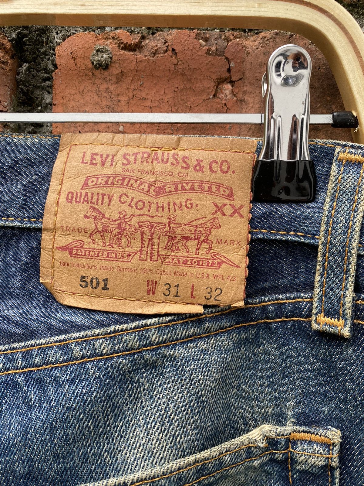 Levi's × Levi's Vintage Clothing × Vintage W31x32 vintage levi's 501 90s Made in USA faded Size US 31 - 6 Thumbnail