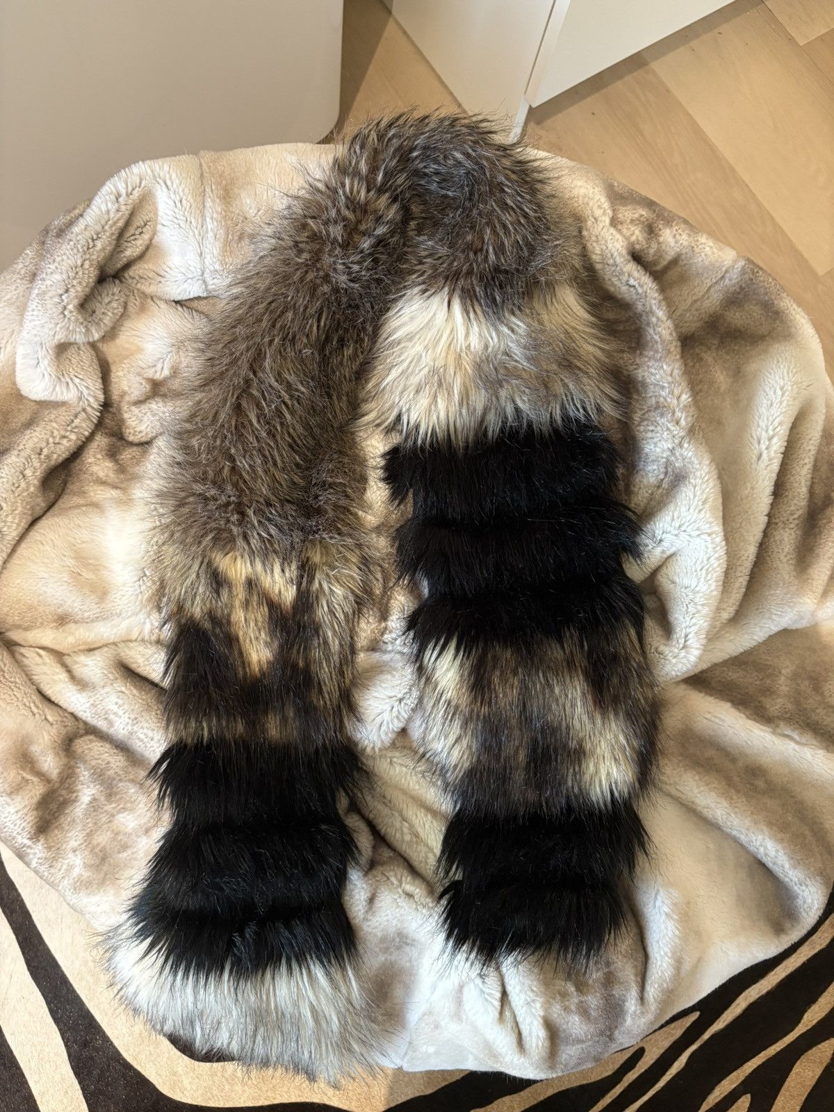 Country Road Luxury faux fur scarf Size ONE SIZE - 2 Thumbnail