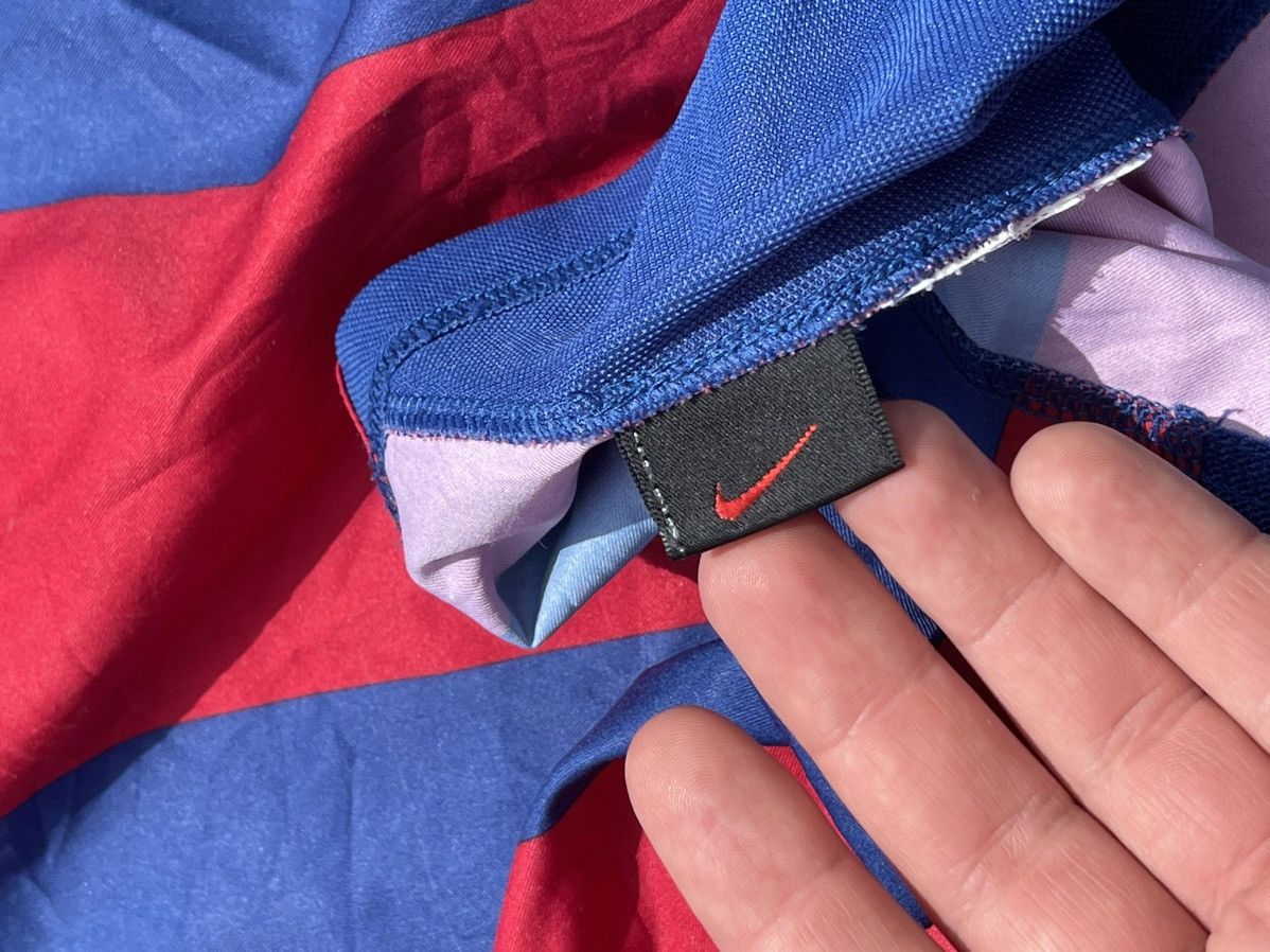 Nike × Vintage 2002 Nike Vintage Barcelona rare soccer jersey Travis Scott Size US M / EU 48-50 / 2 - 10 Thumbnail