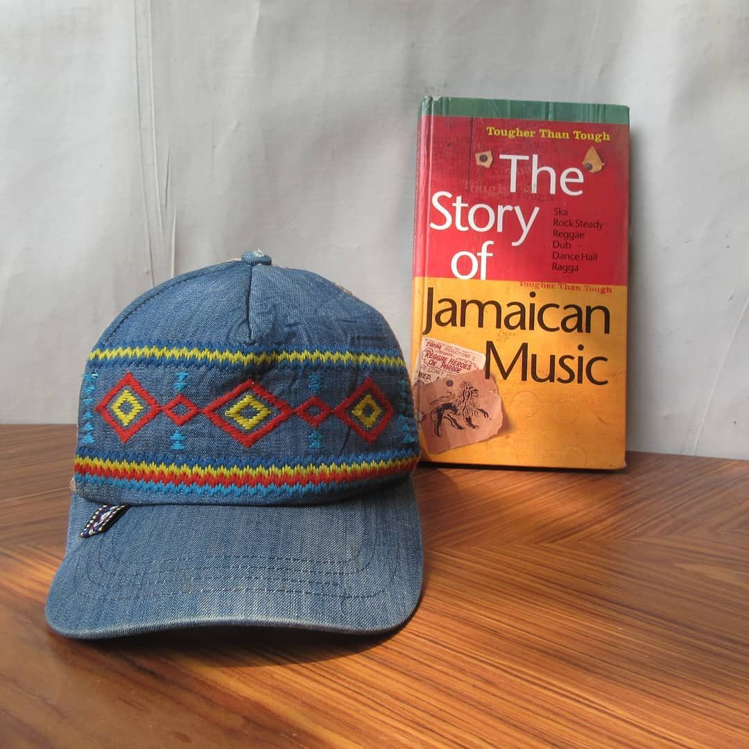 Vintage Indian Nordic Pattern Rare Pattern In A Trucker Cap Size ONE SIZE - 3 Thumbnail