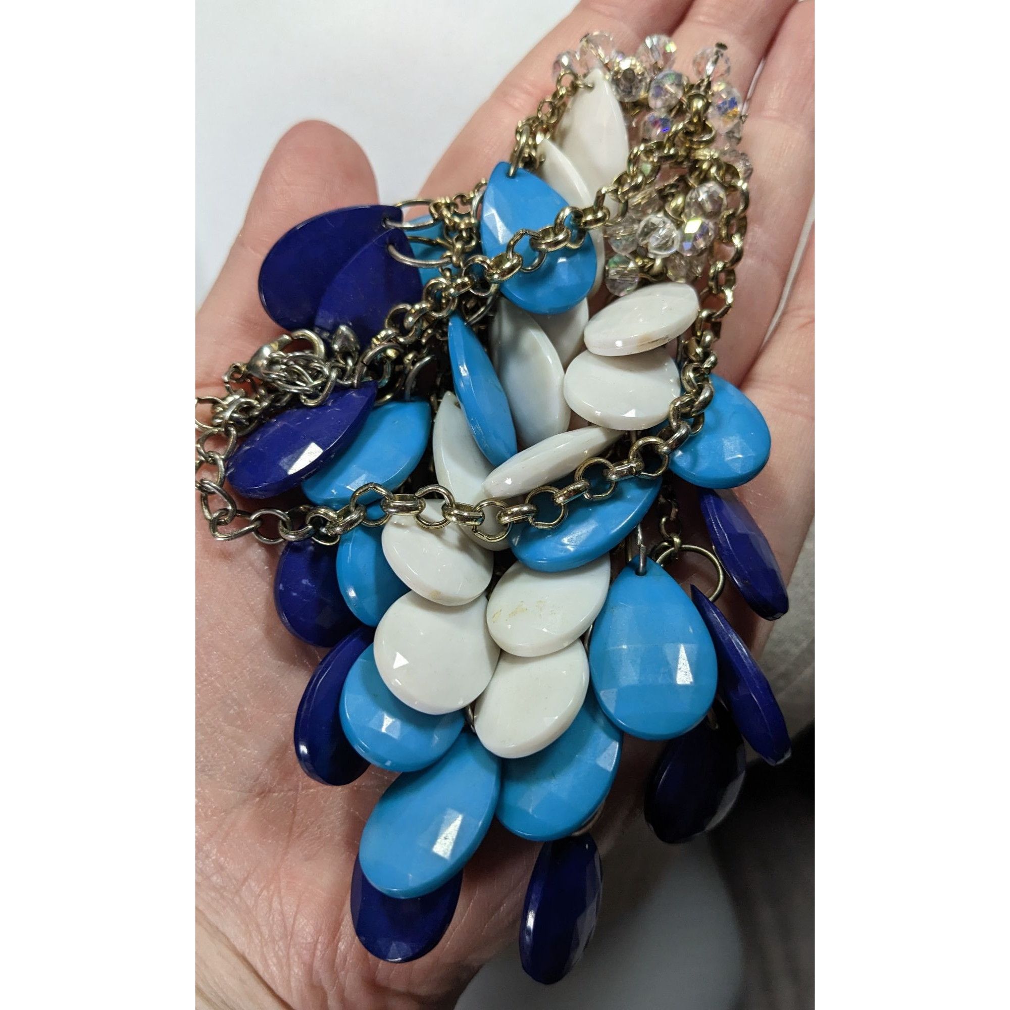 Other Layered Teardrop Statement Necklace In White Light Blue & Da Size ONE SIZE - 4 Thumbnail