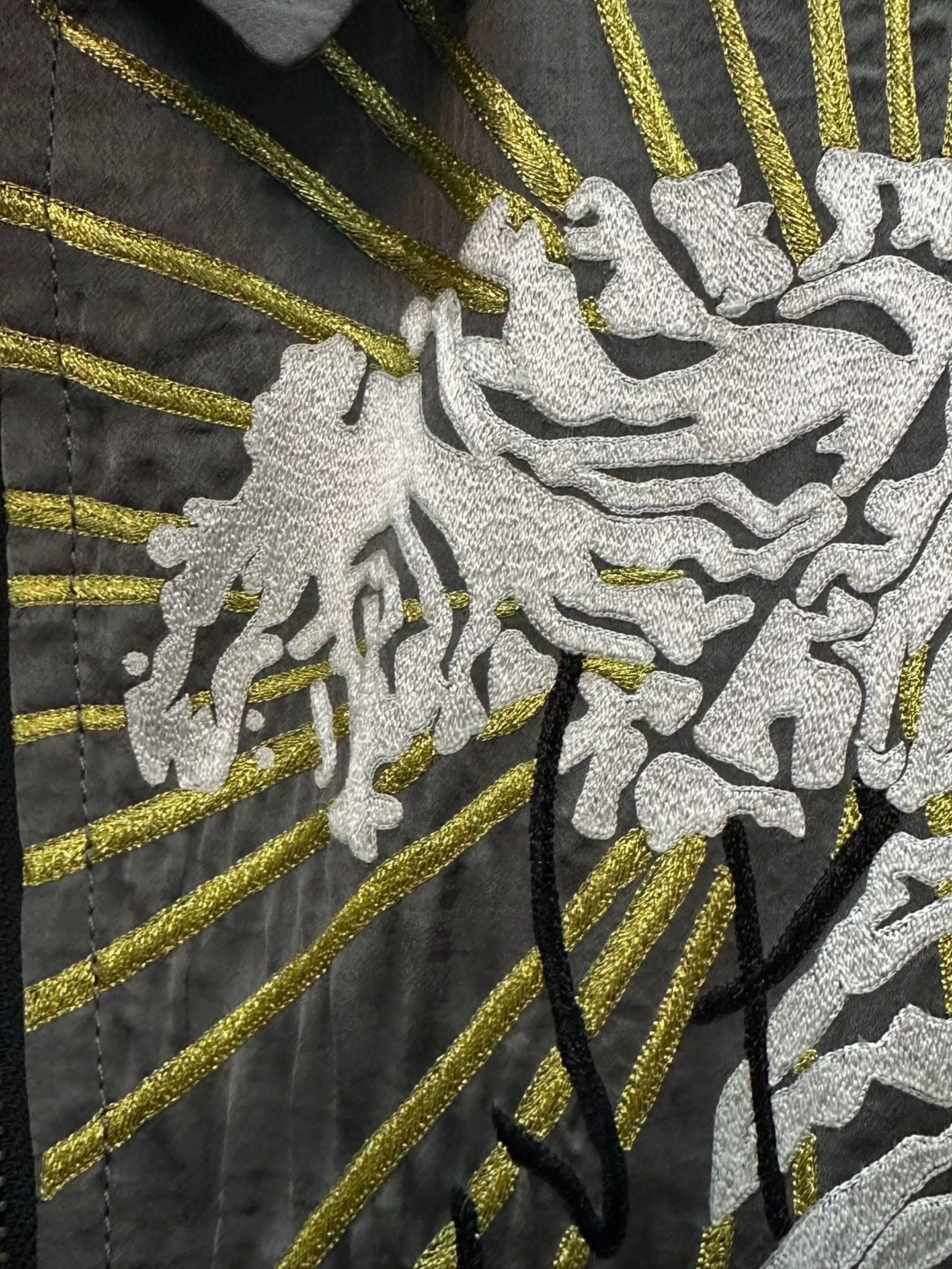 Haider Ackermann Haider Ackermann 16ss silk white tiger embroidered jacket Size US L / EU 52-54 / 3 - 6 Thumbnail