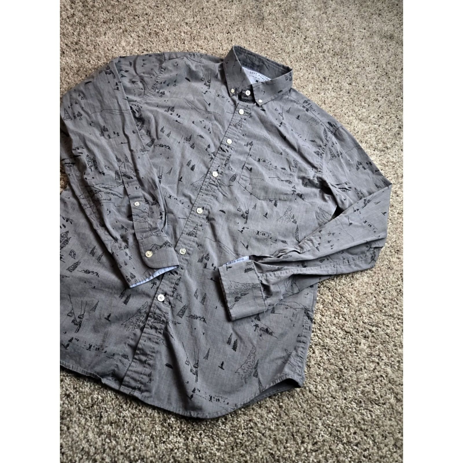 Banana Republic Banana Republic Shirt Medium Gray Ski Print Luxe Poplin Slim Fit Long Sleeve Button-Down Collared Men Regular Size M Size US M / EU 48-50 / 2 - 2 Thumbnail