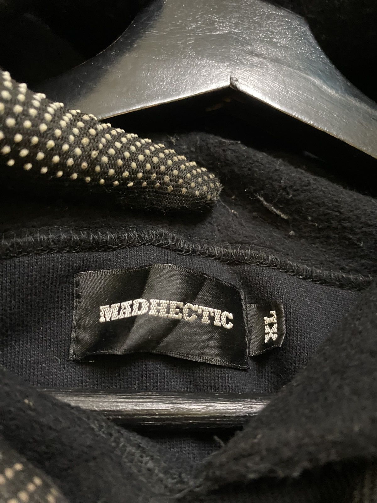 Japanese Brand Vintage Mad Hectic Barbed Wire Logo Hoodie Black Streetwear Size US L / EU 52-54 / 3 - 6 Thumbnail