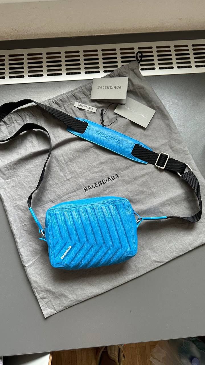 Balenciaga Balenciaga Car Camera Bag Blue Size ONE SIZE - 1 Thumbnail