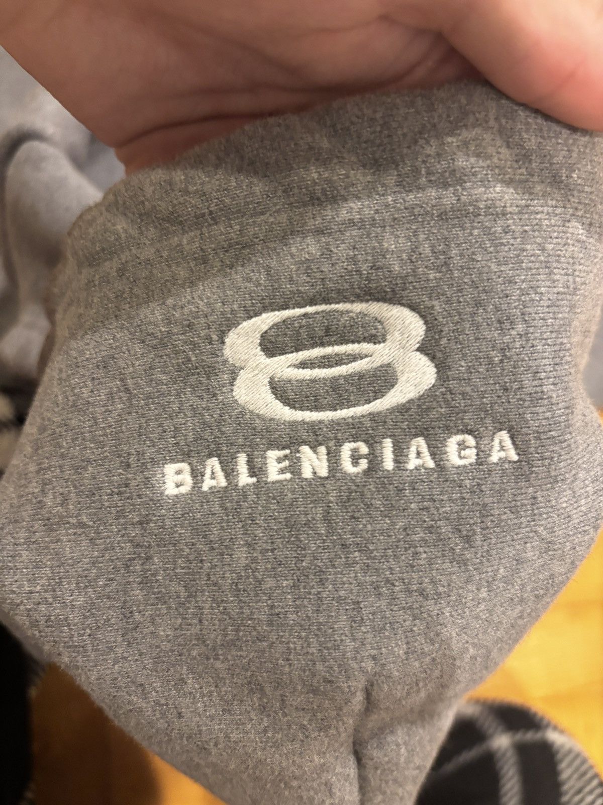 Balenciaga Balenciaga SS24 Unity Embro Hoodie Size US S / EU 44-46 / 1 - 8 Thumbnail