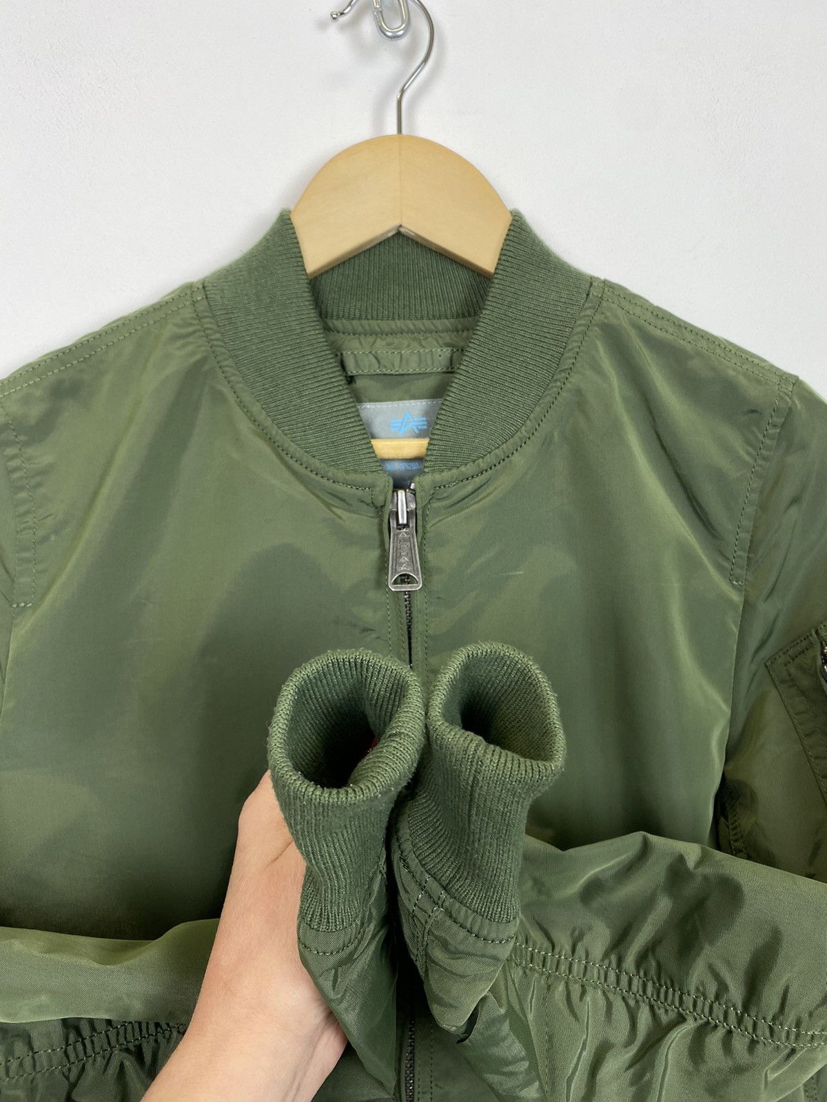 Alpha Industries Vintage Alpha Industries Long Bomber Jacket MA 1 90’s Size XS / US 0-2 / IT 36-38 - 4 Thumbnail