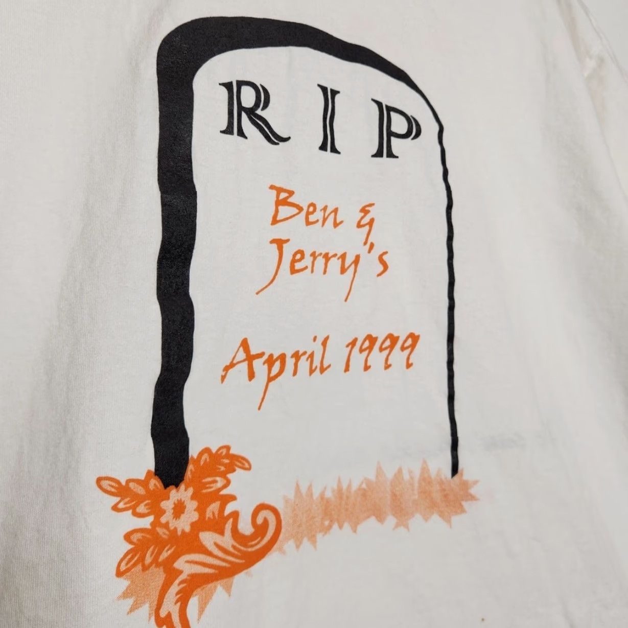 Gildan VINTAGE Gildan XL White Unisex Adults 90s Promo Ben & Jerry's RIP Jeremys Microbatch Ice Creams Gildan XL White Size US XL / EU 56 / 4 - 3 Thumbnail
