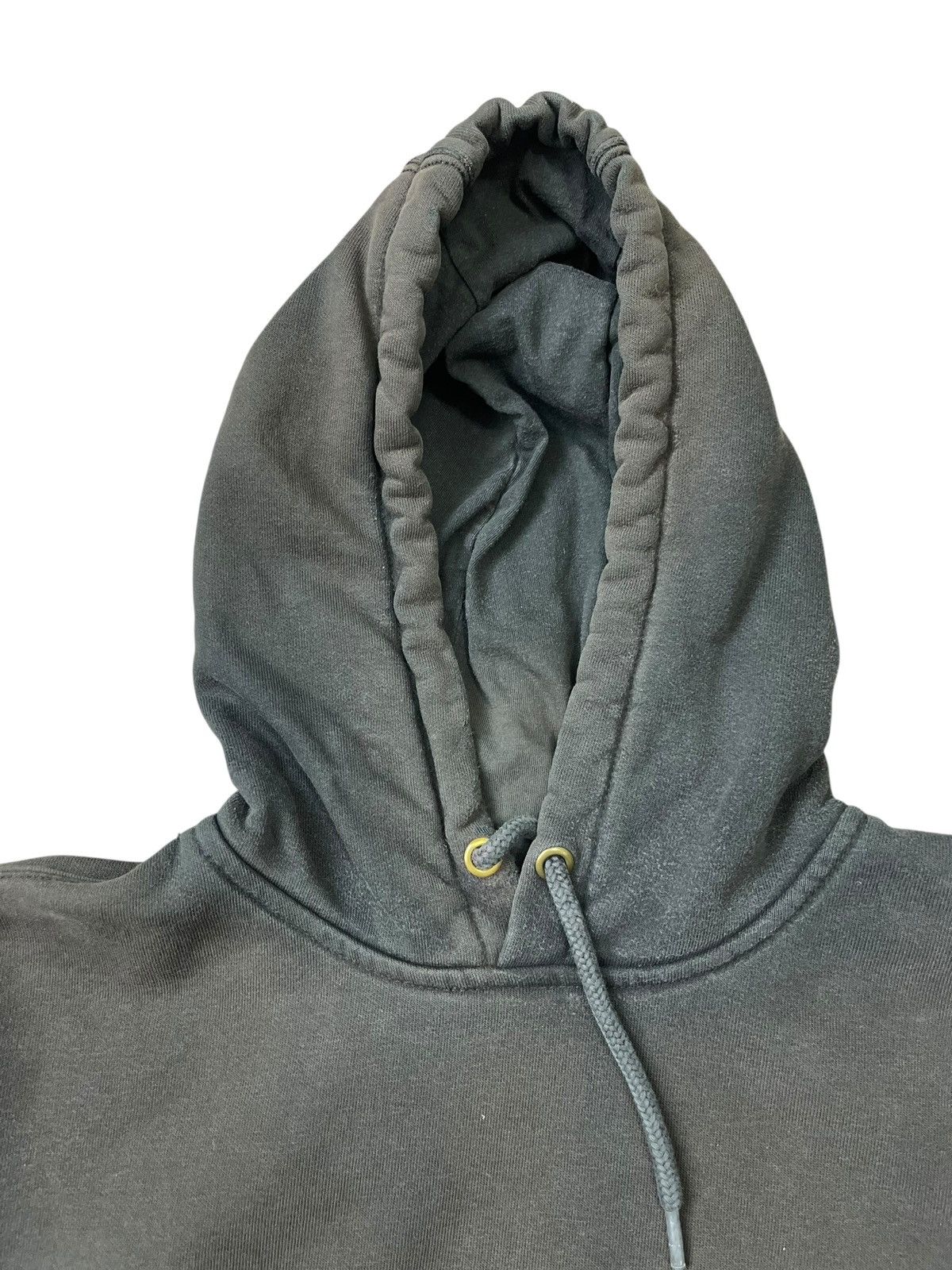Carhartt Vintage Carhartt Rain Defender Faded Hoodie Size US L / EU 52-54 / 3 - 9 Thumbnail