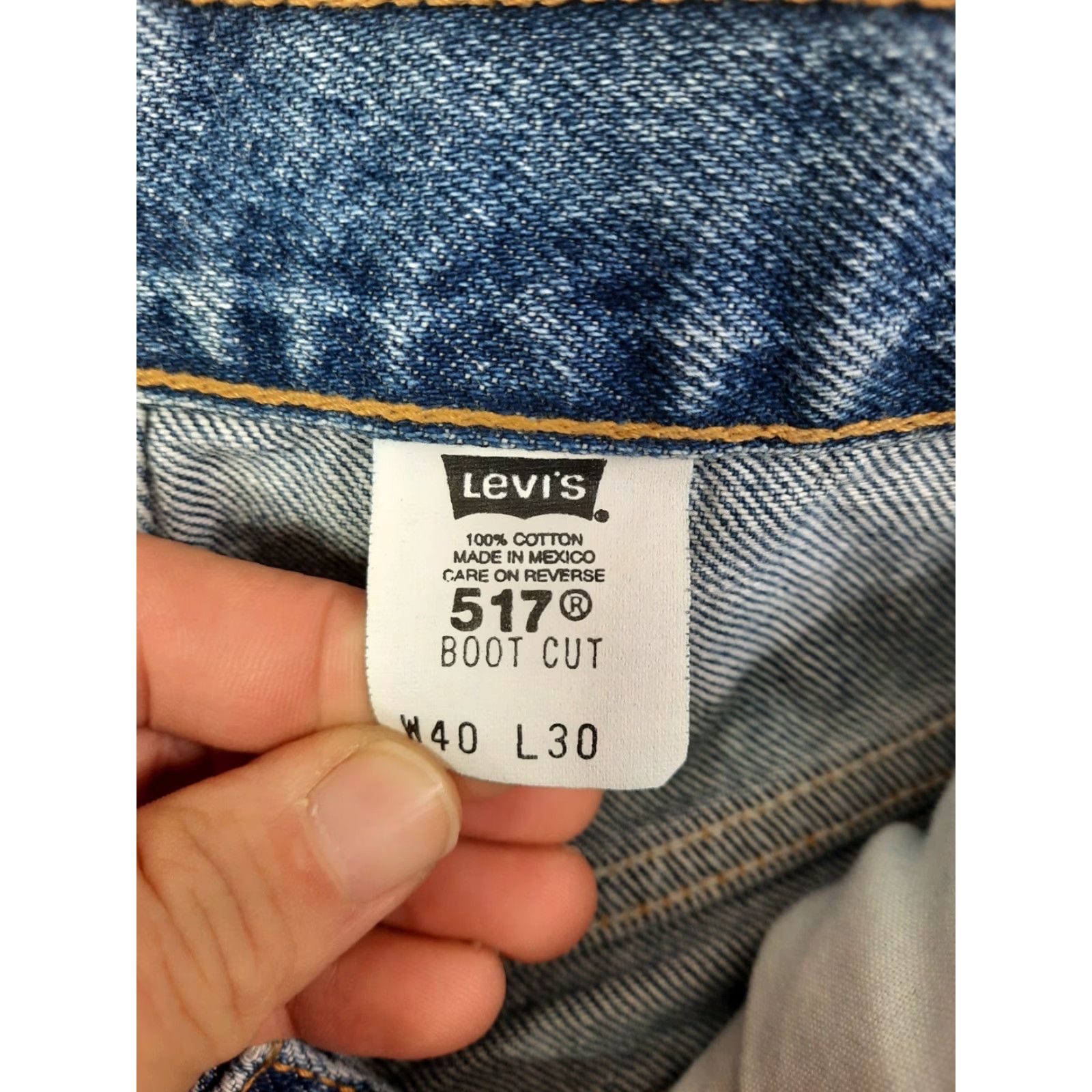 Levi's VINTAGE Levi's 517 Jeans Bootcut Men 40 x 30 Blue Denim Medium Wash 90s V2M Size US 40 / EU 56 - 2 Thumbnail
