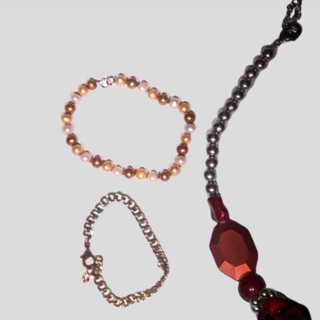 Vintage Necklace Bracelets Earrings Jewelry Set Beaded Pearl Red Size ONE SIZE - 4 Thumbnail