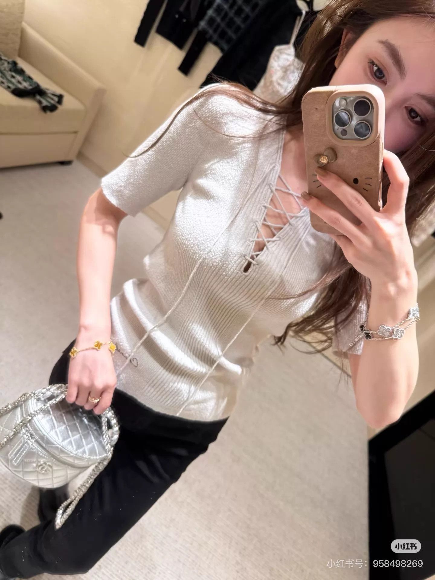 Chanel Chanel white knit tee 34 Size XS / US 0-2 / IT 36-38 - 1 Thumbnail