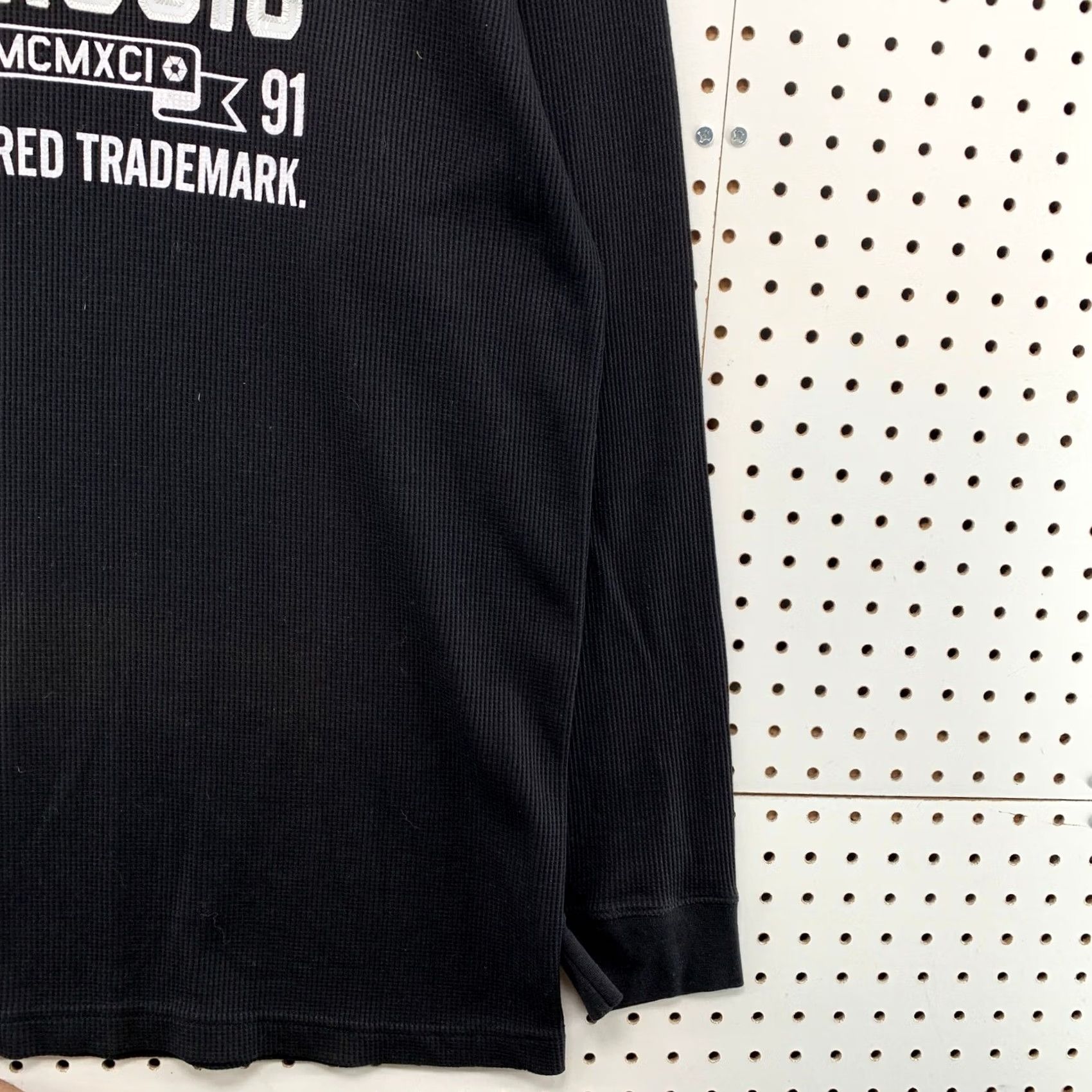 Southpole VINTAGE Southpole T Shirt Mens 3XL Black 90s Thermal Long Sleeve Graphic Print Crew Neck MCMXCI Logo Relaxed Fit Size US XXL / EU 58 / 5 - 7 Thumbnail