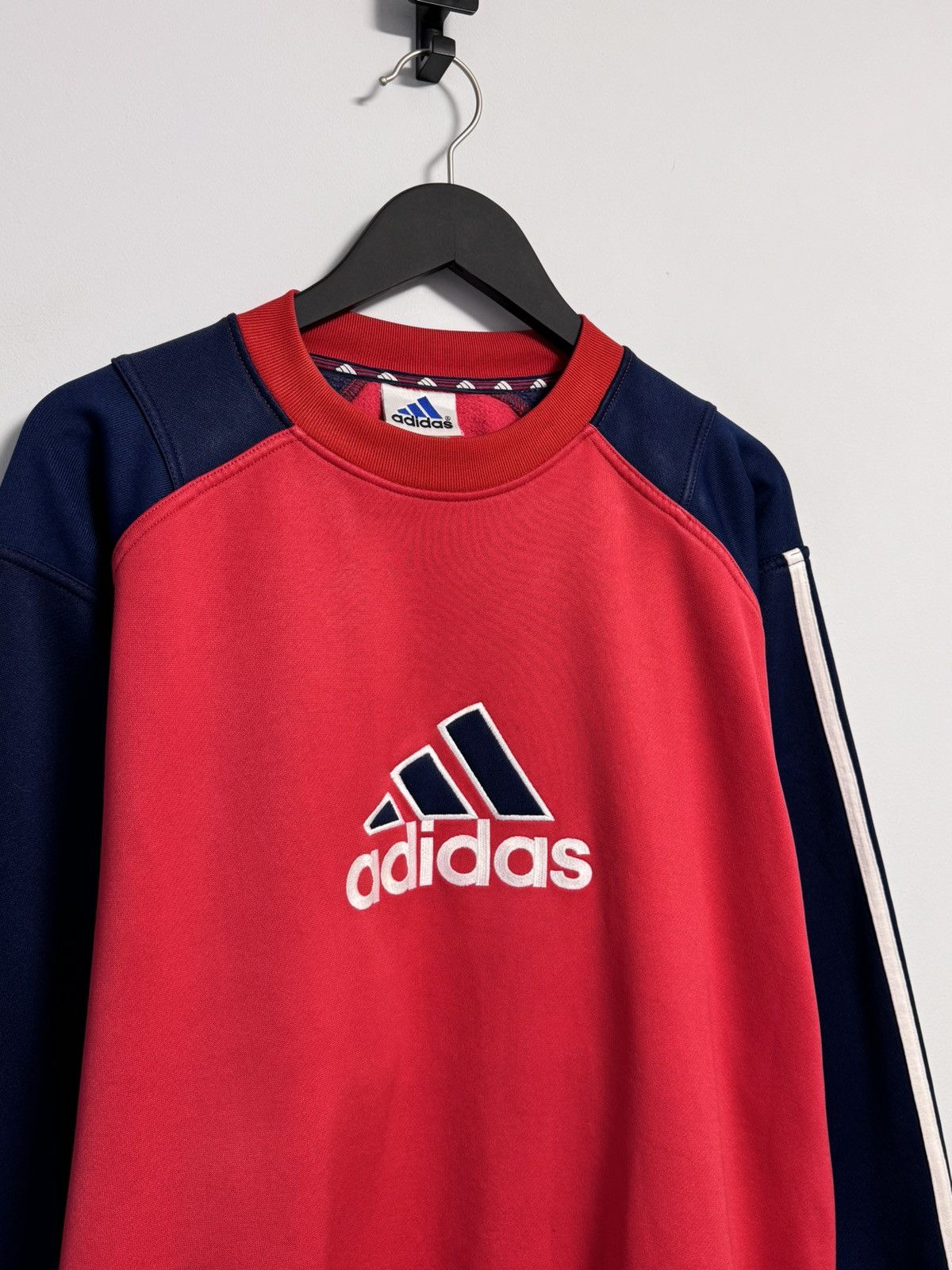 Vintage Adidas Vintage 90’s sweatshirt Big logo hype y2k Size US M / EU 48-50 / 2 - 4 Thumbnail