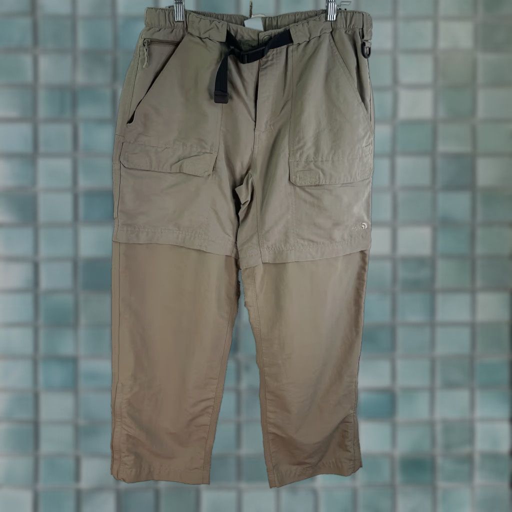 The North Face VINTAGE The North Face Convertible Pants to Shorts Belted Hiking Outdoor Beige L 36X31 Size US 33 - 1 Thumbnail