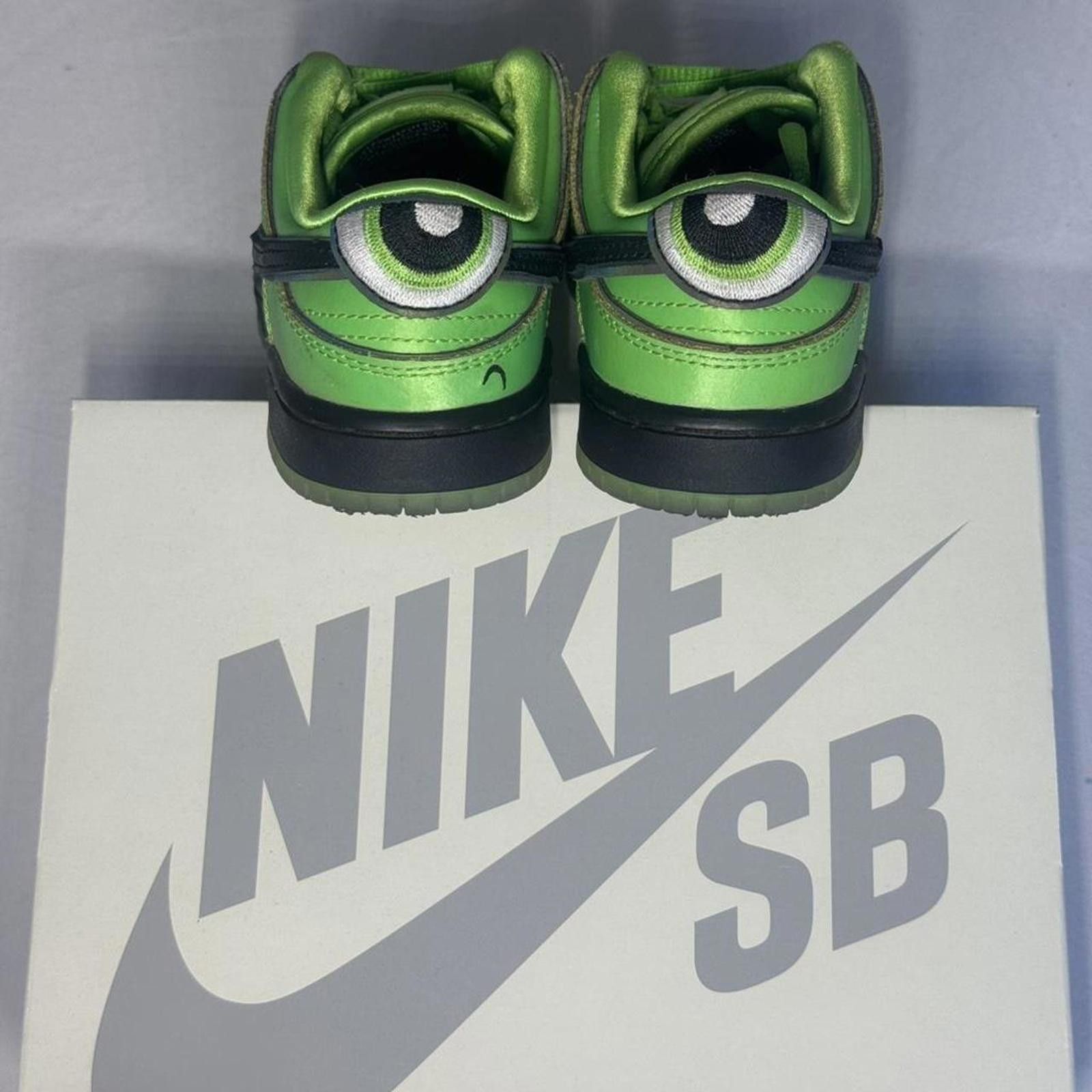 Nike Nike SB Dunk Low Powerpuff Girls Buttercup 11C Size US 11 / EU 44 - 4 Thumbnail