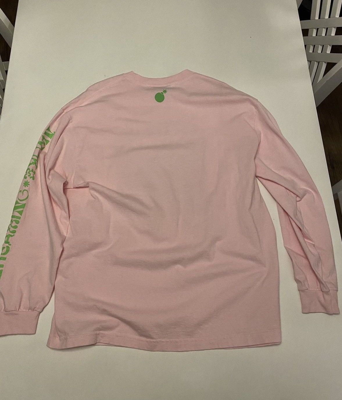 The Hundreds The Hundreds Other Worlds l/s tee ‘pink’ Size US XL / EU 56 / 4 - 6 Thumbnail