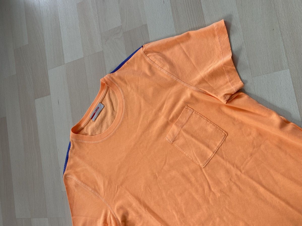 Prada Vintage Prada Small Tab T-Shirt Size US S / EU 44-46 / 1 - 5 Thumbnail