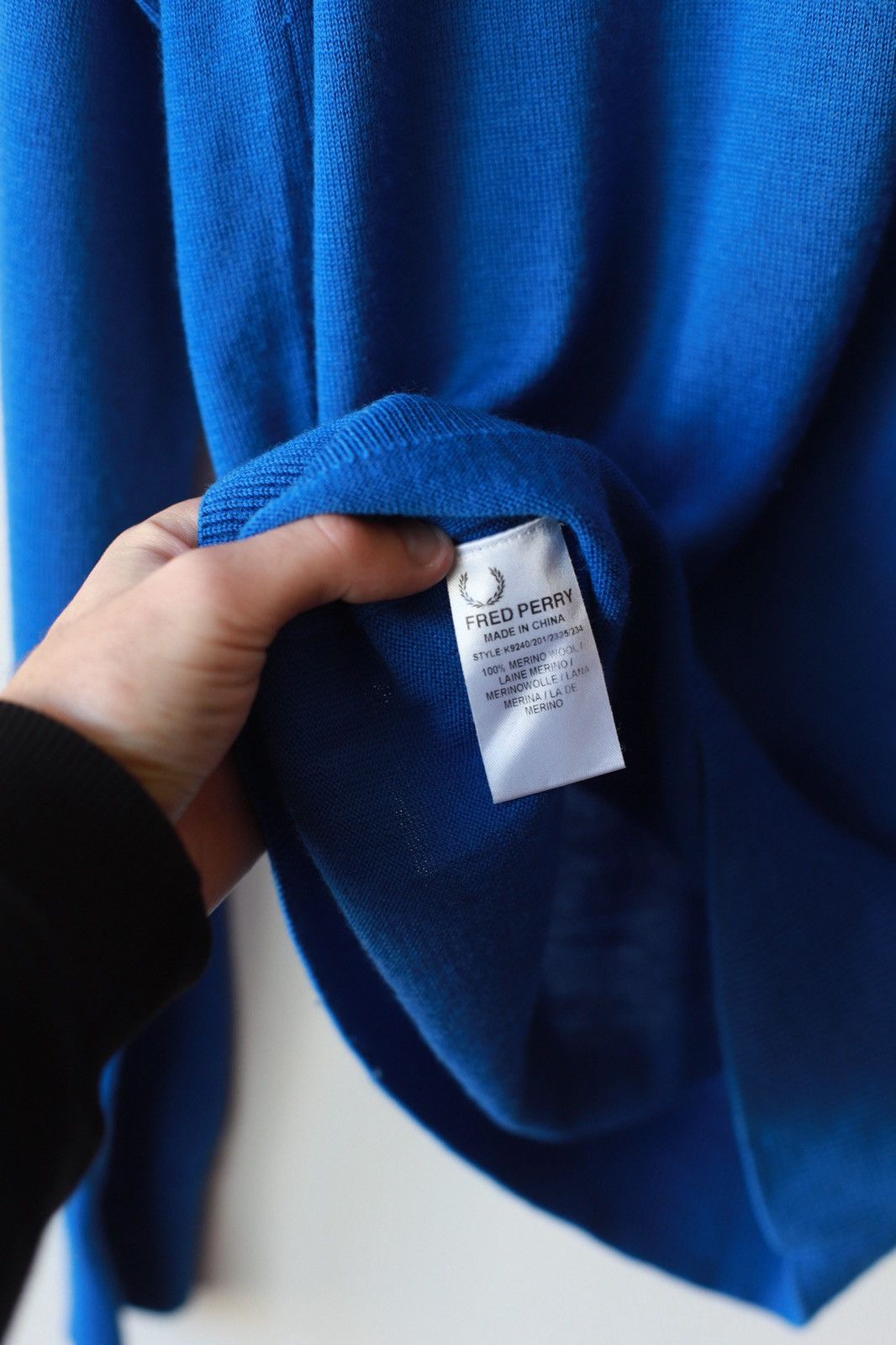 Fred Perry Fred Perry Classic V-Neck Blue Jumper Size US S / EU 44-46 / 1 - 9 Thumbnail