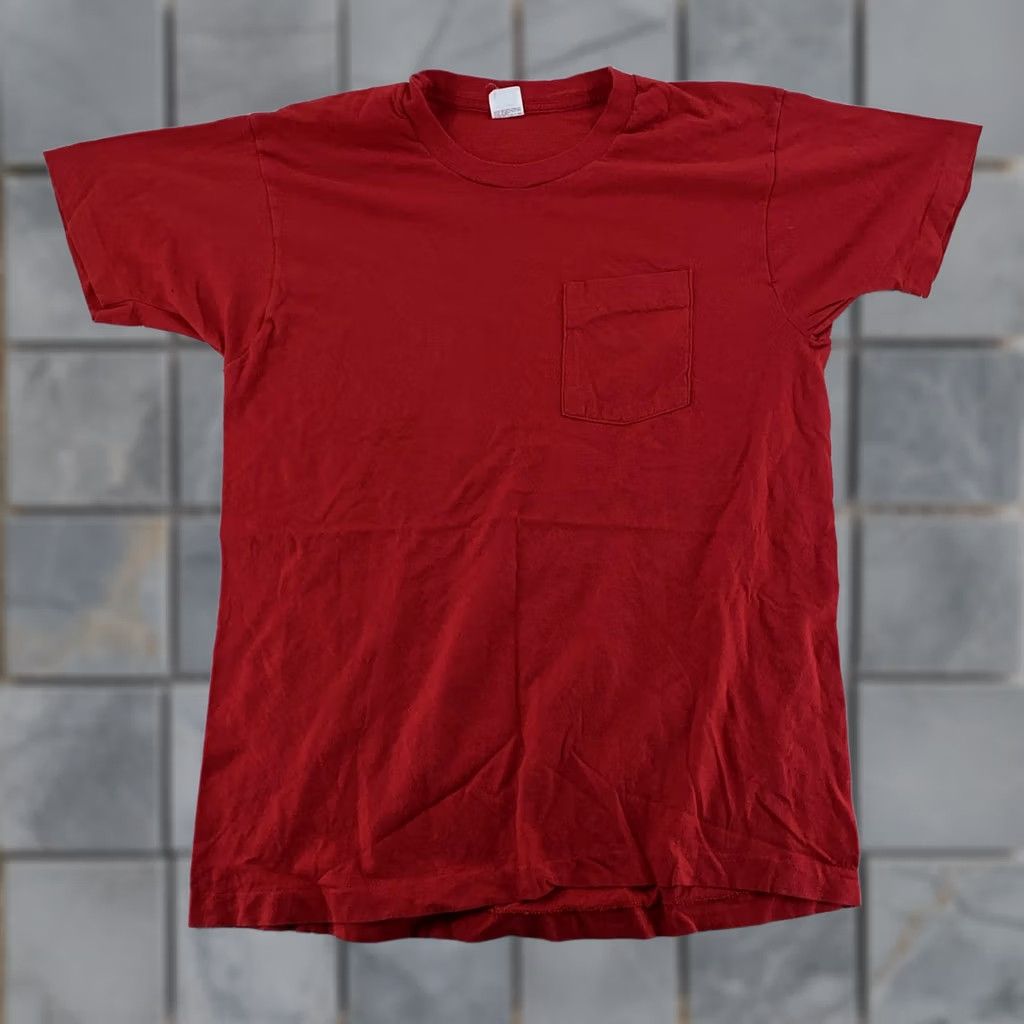 Fruit Of The Loom VINTAGE Fruit of the Loom Shirt Mens M/L Red Pocket Tee USA 90s Casual Crew Neck Short Sleeve Cotton Size US M / EU 48-50 / 2 - 1 Thumbnail