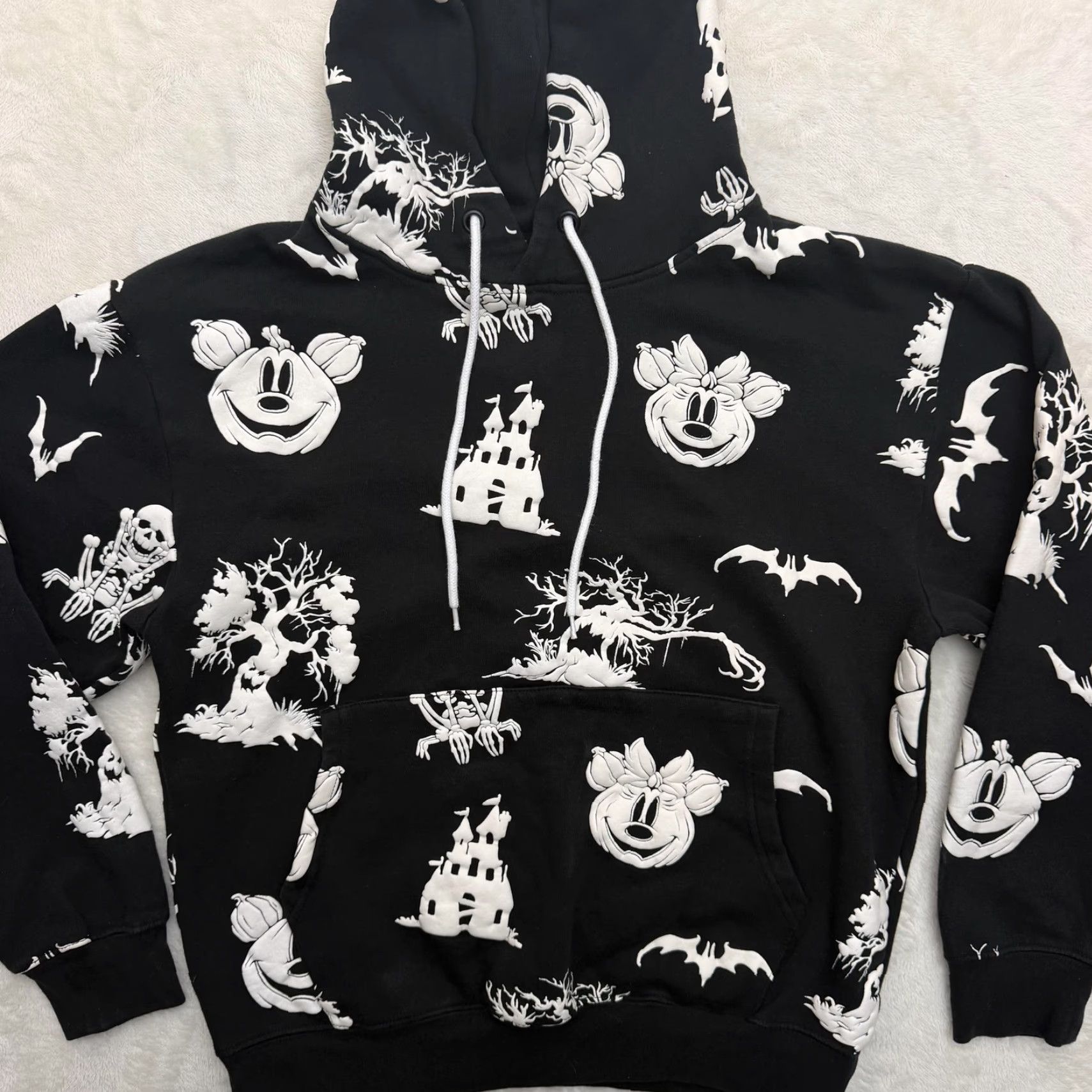 Disney Disney Mickey Minnie Hoodie Shirt Mens S Black Halloween Glow In The Dark Size US S / EU 44-46 / 1 - 3 Thumbnail