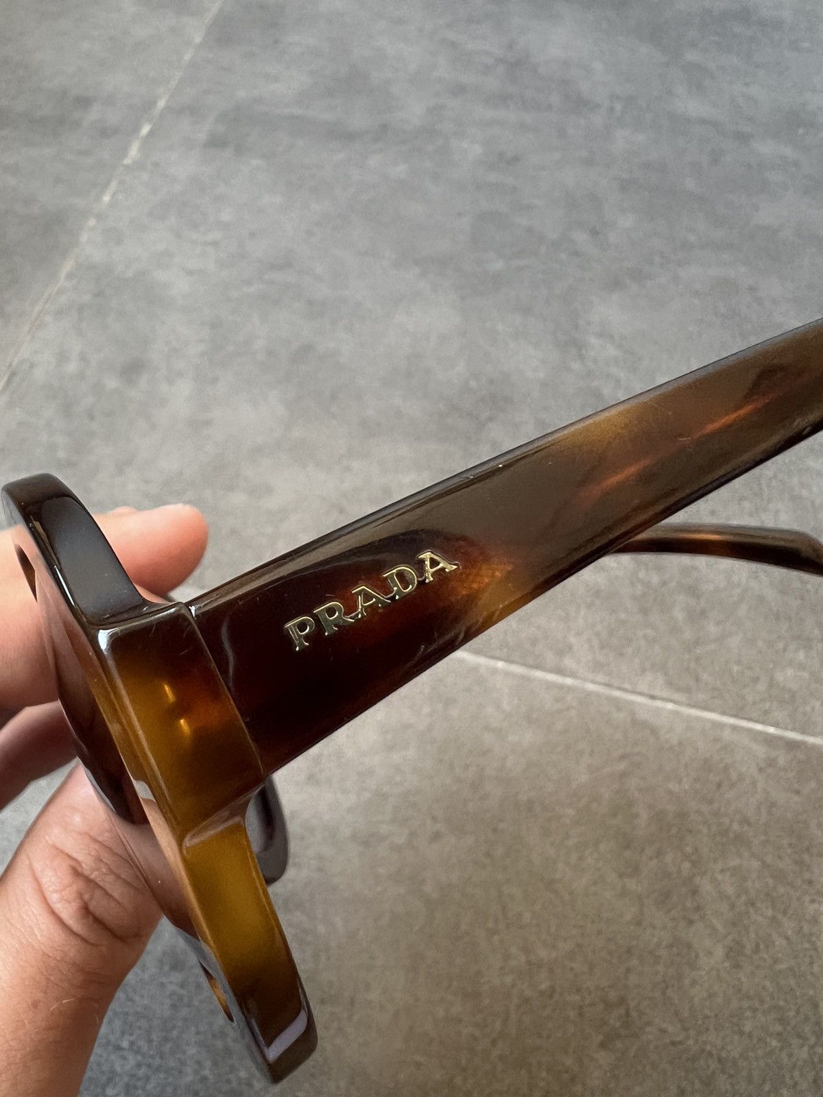 Prada Vintage Prada Havana Oversized Round Sunglasses Size ONE SIZE - 6 Thumbnail