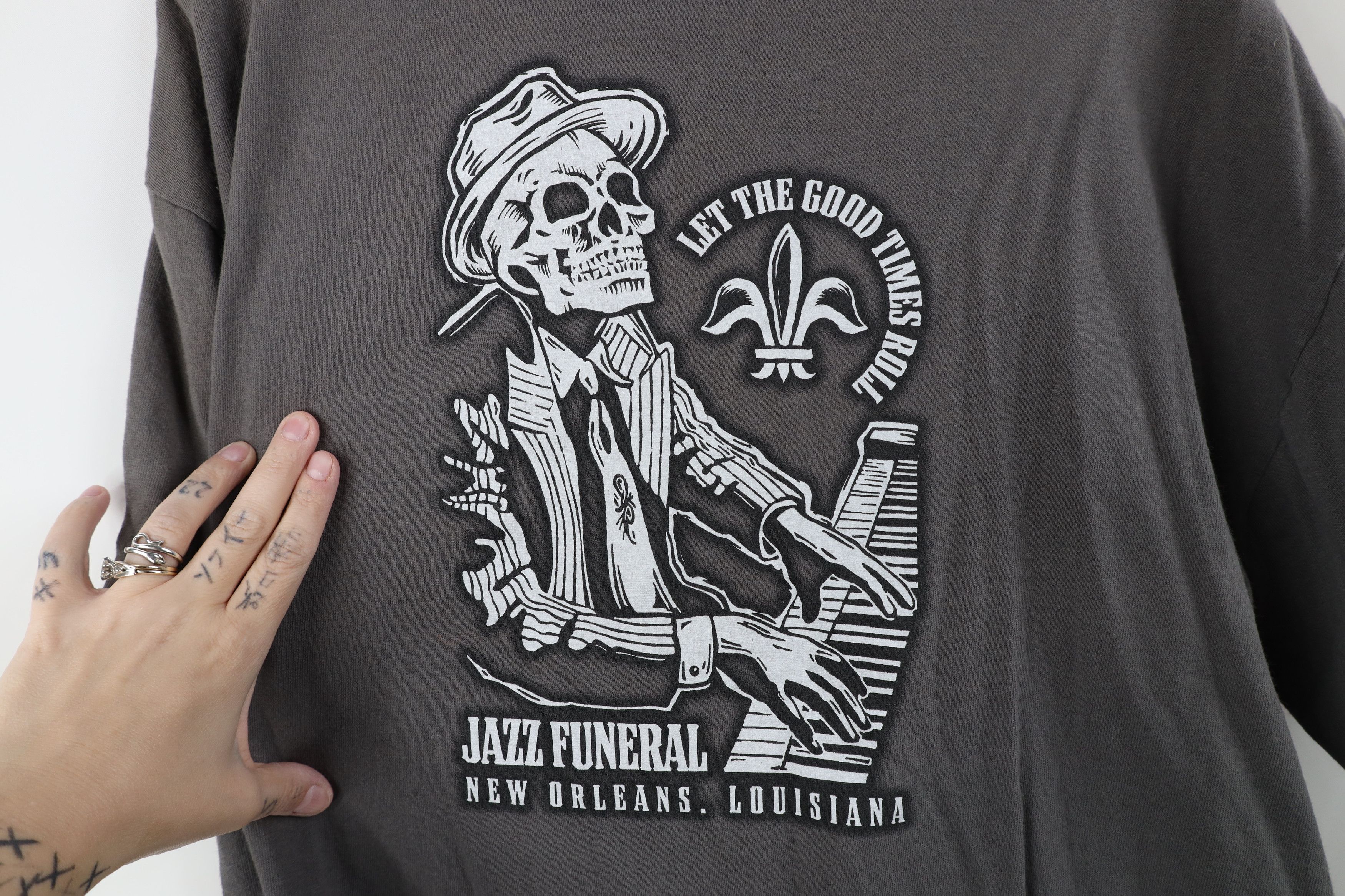Vintage Vintage Y2K Streetwear Good Times Roll Jazz Funeral T-Shirt Size US L / EU 52-54 / 3 - 11 Thumbnail