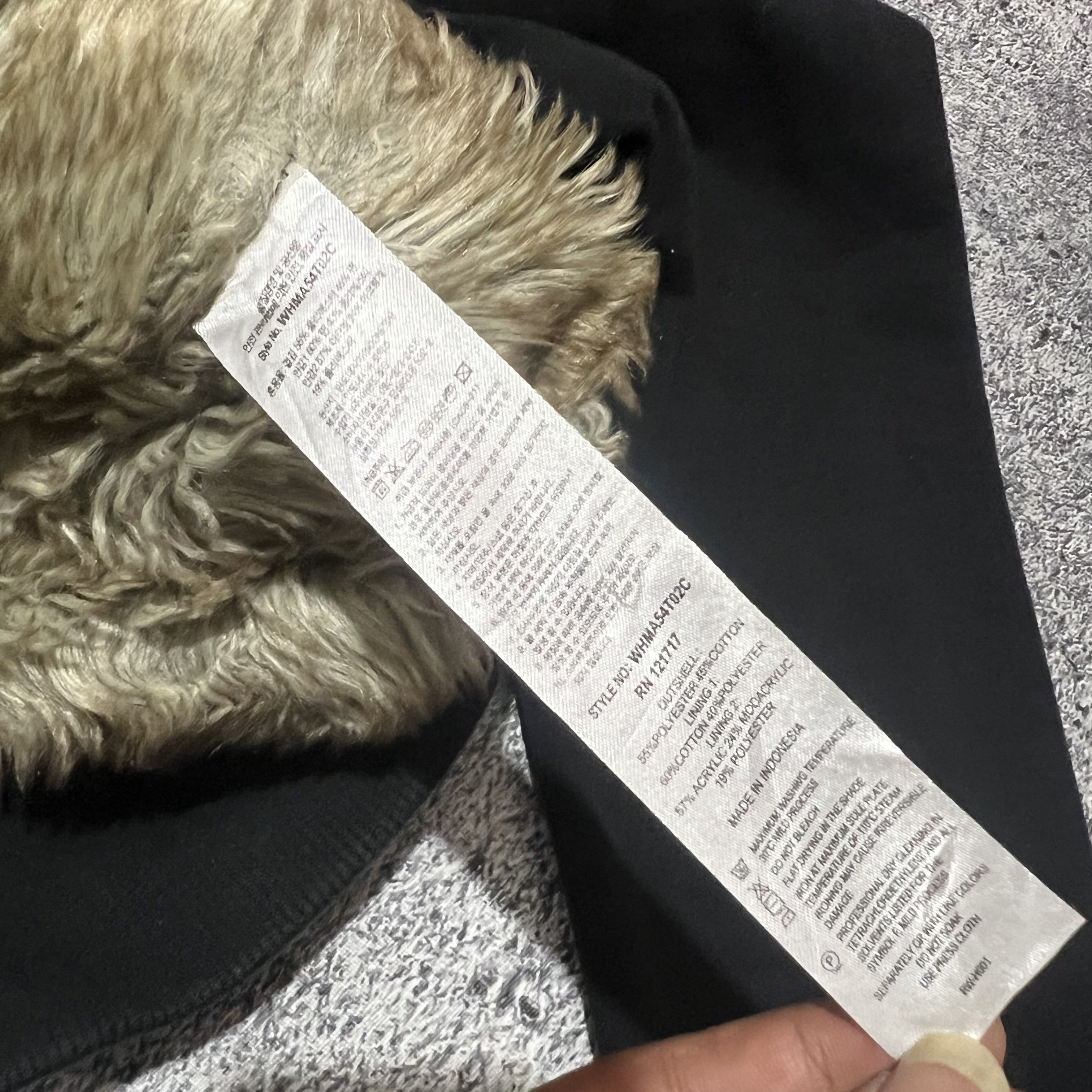 Who A.U. 2000s Who Au Japan Punk Fur Raccoon Hoddie y2k style Size US M / EU 48-50 / 2 - 4 Thumbnail