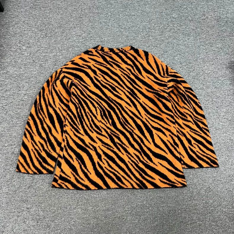 Balenciaga Balenciaga Year of the Tiger Limited Knitted Sweater Size US XS / EU 42 / 0 - 2 Thumbnail