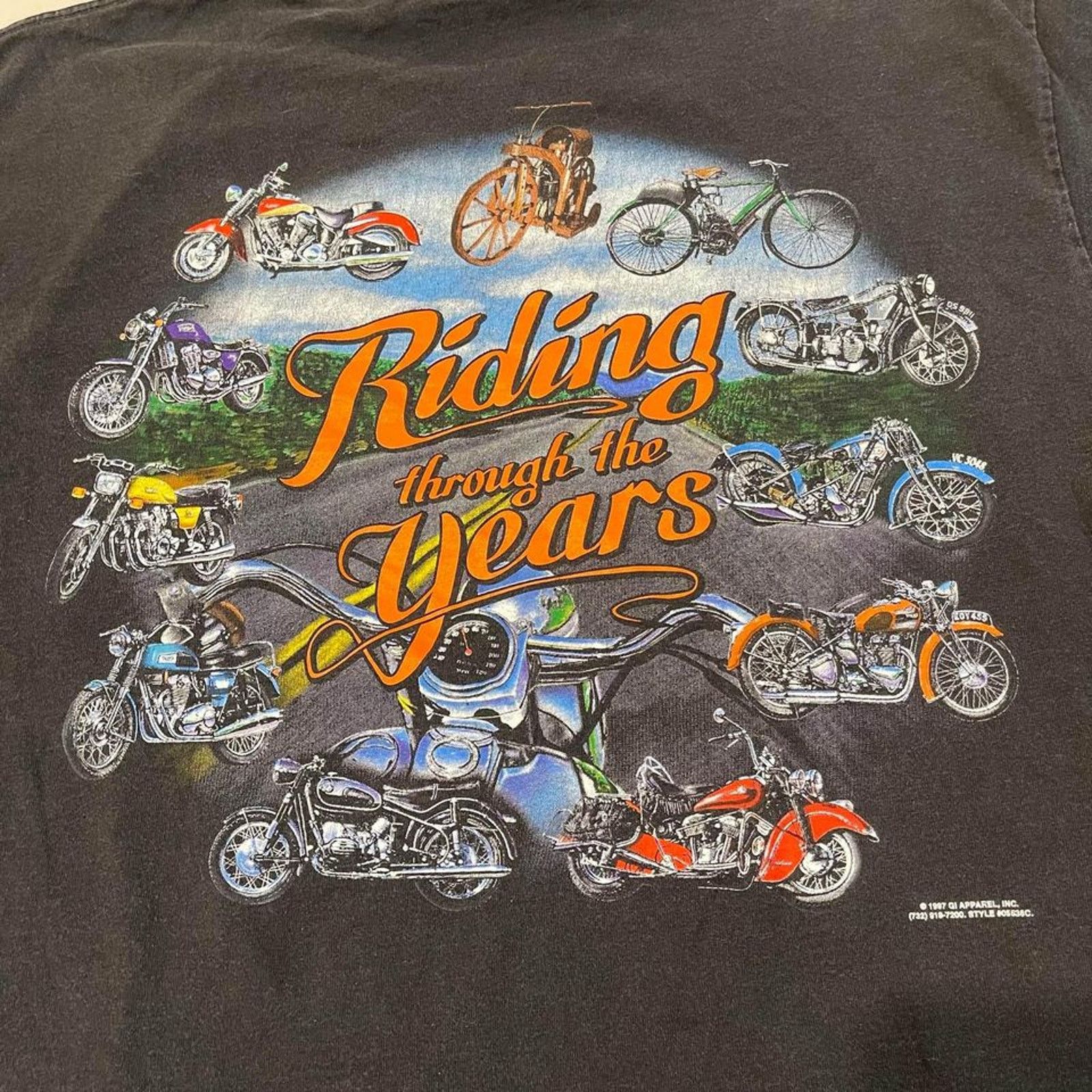 Gildan Vintage 97 Riding Through The Years Motorcycle TShirt Men XL Size US XL / EU 56 / 4 - 5 Thumbnail
