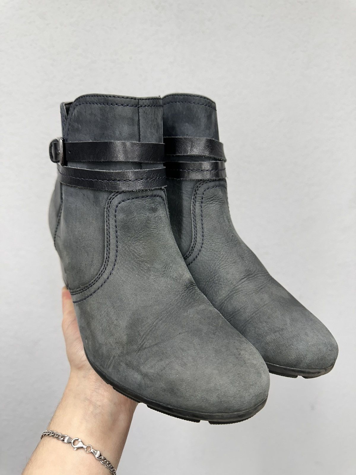 A.S.98 WOW😻 A.S.98 BEIGE LEATHER ANKLE WESTERN VINTAGE ISSEY MIYAKE Size US 8 / EU 41 - 2 Thumbnail