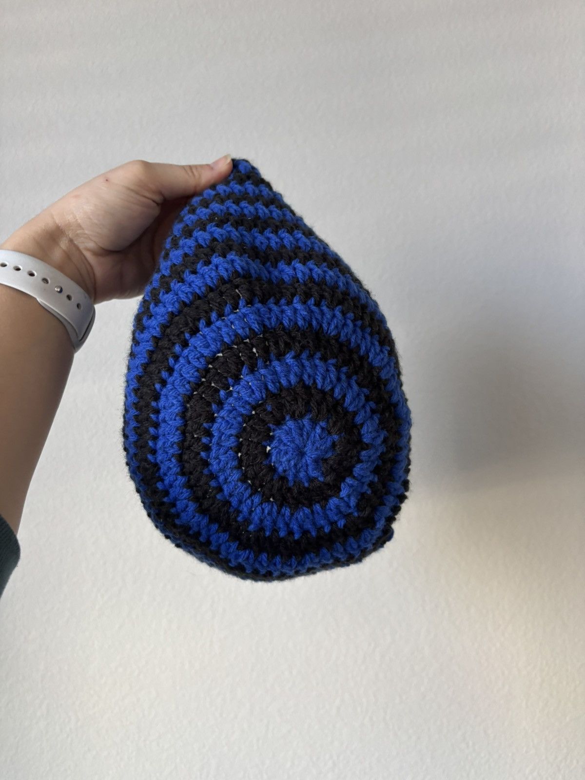 Handmade Blue & Black Striped Beanie Size ONE SIZE - 2 Thumbnail