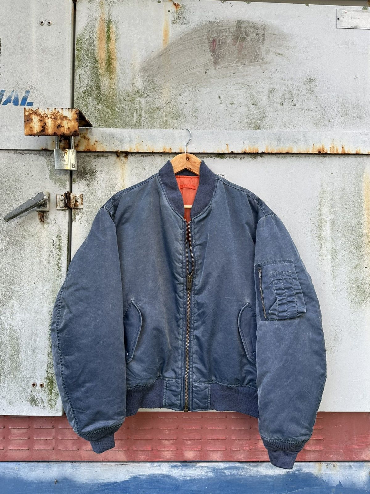 Vintage 🪖Vintage Faded MA-1 Man Intermediate Bomber Jacket Size US M / EU 48-50 / 2 - 3 Thumbnail