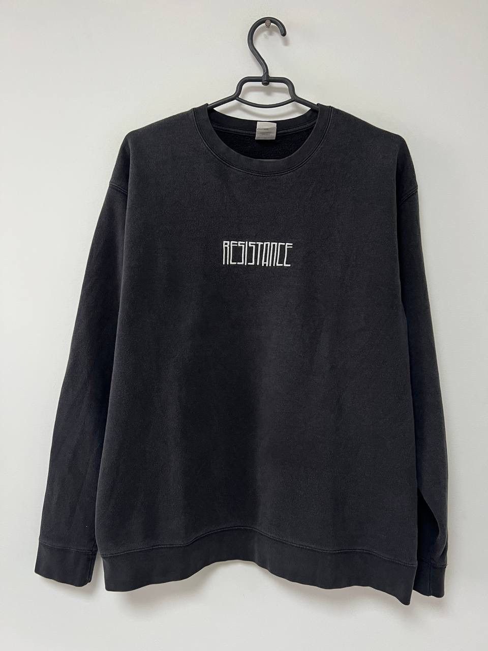 Other Vintage 90's Resistance Movie Fruit Of the Loom Y2K S XL Size US XL / EU 56 / 4 - 13 Thumbnail