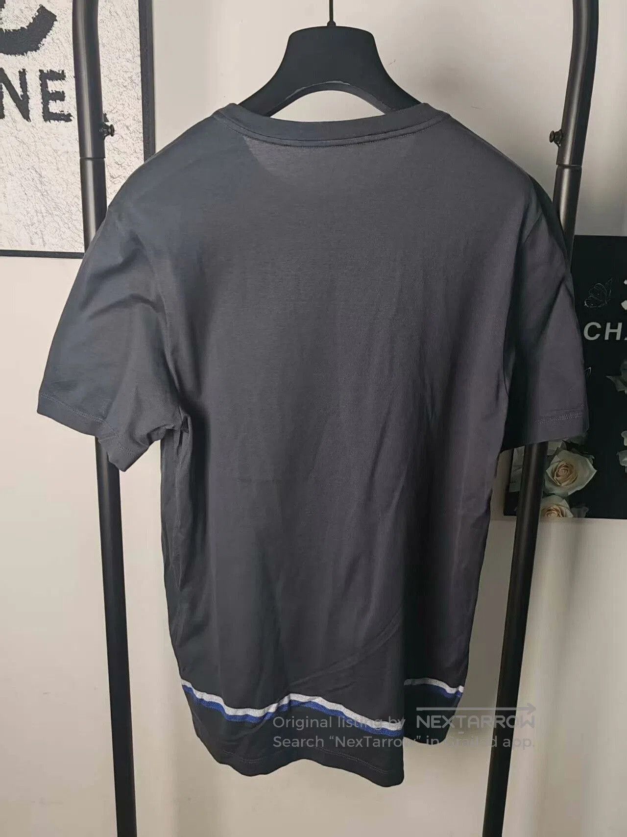 Louis Vuitton Authentic LV Logo Short Sleeve Shirt. Size US M / EU 48-50 / 2 - 2 Thumbnail
