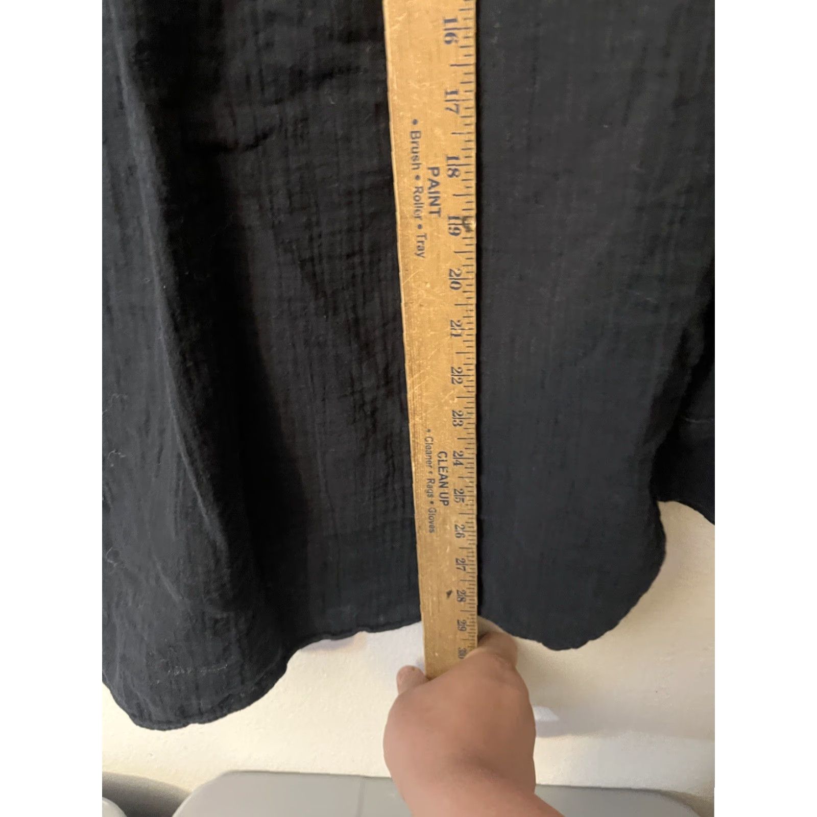 H&M H&M Shirt Button-Up Black Long Sleeve Women’s Large Size L Button Down Blouse Regular Fit Women Material: Cotton Blend, Polyester (Solid) Size L / US 10 / IT 46 - 4 Thumbnail
