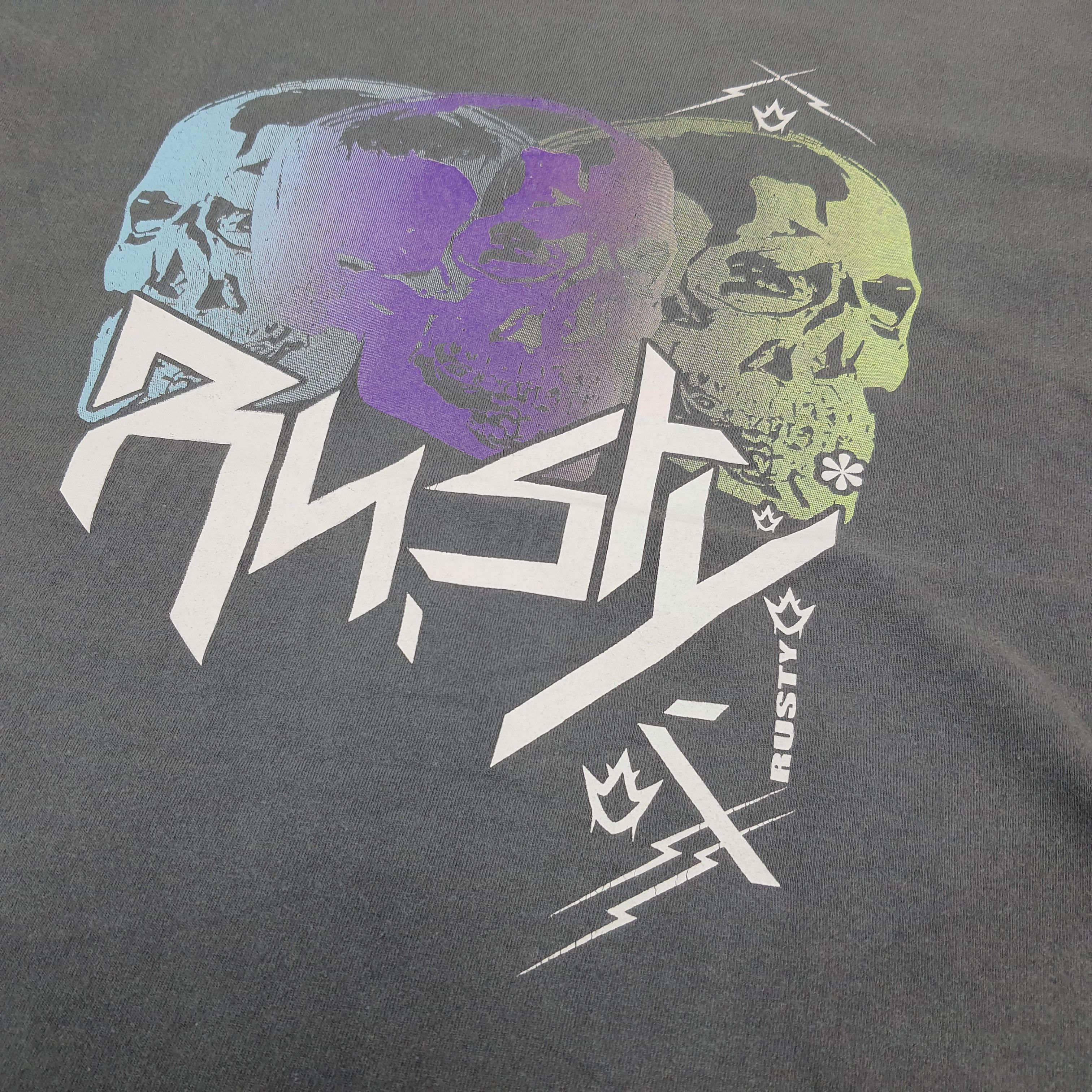 Rusty × Vintage Vintage Rusty Surfing Brand Skull Design Tshirt Size US XL / EU 56 / 4 - 2 Thumbnail