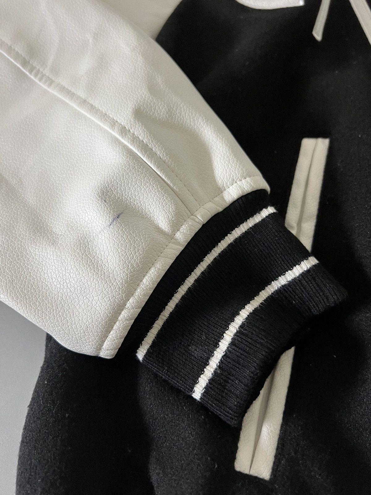 Givenchy Givenchy Black & White Varsity Jacket Size US S / EU 44-46 / 1 - 9 Thumbnail