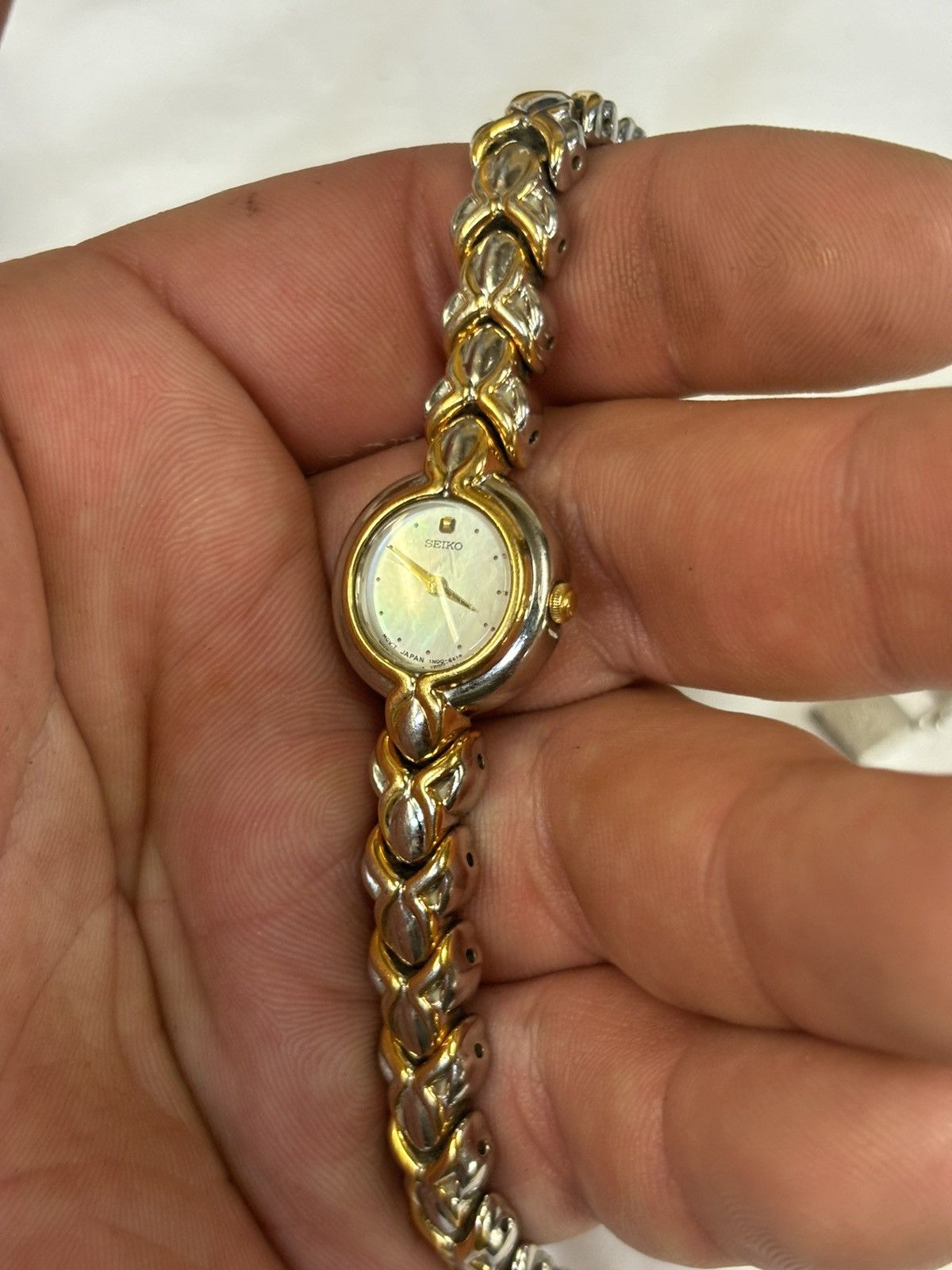 Bulova Vintage Bulova T7 2-Tone Wonens Watch! New Battery! Size ONE SIZE - 9 Thumbnail