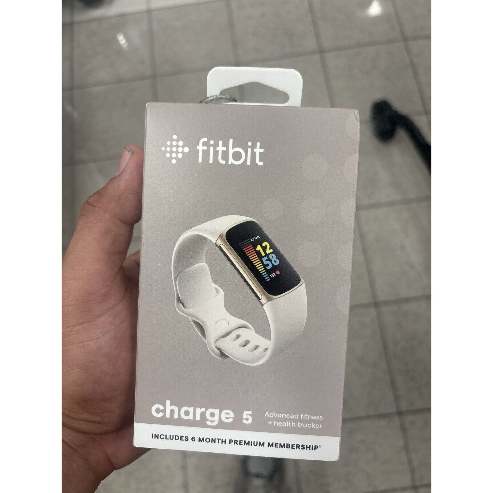 Fitbit Fitbit Charge 5 Fitness Lunar White / Soft Gold FB421GLWT Size ONE SIZE - 2 Thumbnail