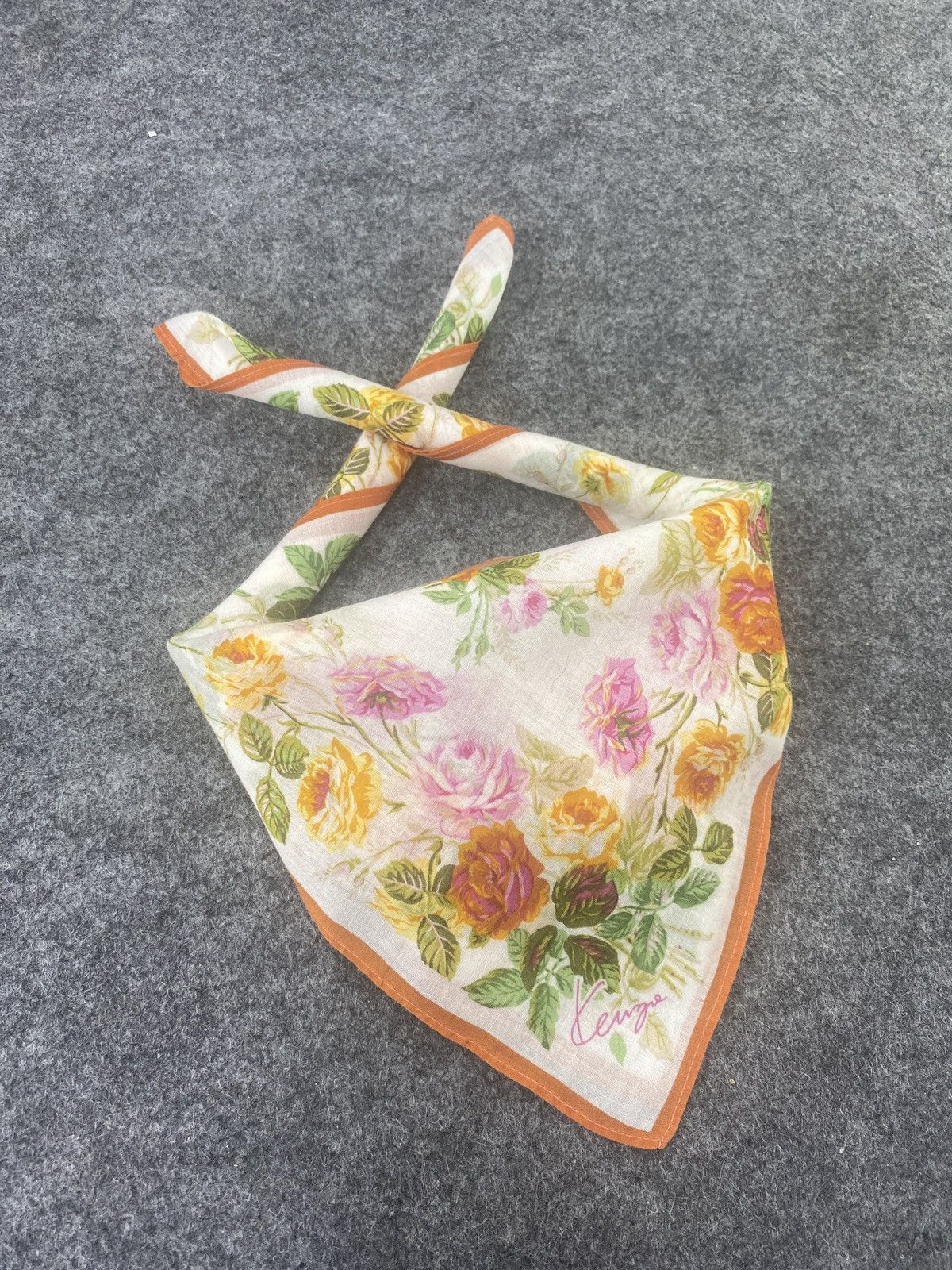 Kenzo × Vintage Kenzo Handkerchief / Bandana / Neckerchief / Headscarf-B038 Size ONE SIZE - 1 Thumbnail