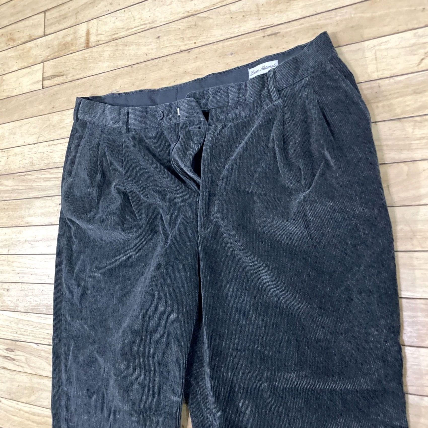 Vintage VINTAGE LINEA NATURALE Pleated Corduroy Pants Men 36x32 Charcoal Gray 90s Wale Jeans Pants Mens Size US 36 / EU 52 - 4 Thumbnail