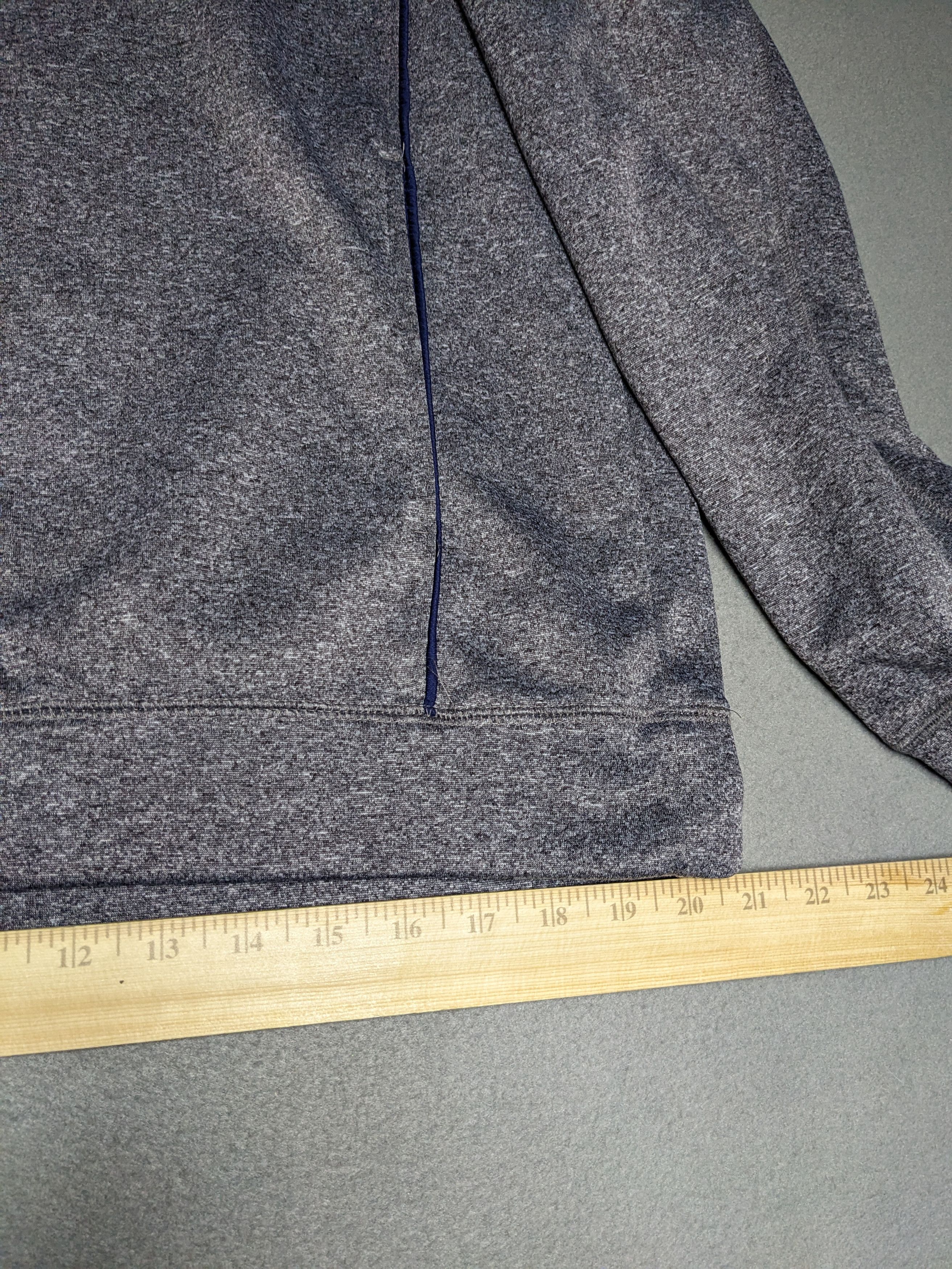 NHL VINTAGE Toronto Maple Leafs 1/4 Zip Sweatshirt Large Y2K NHL Size US L / EU 52-54 / 3 - 7 Thumbnail