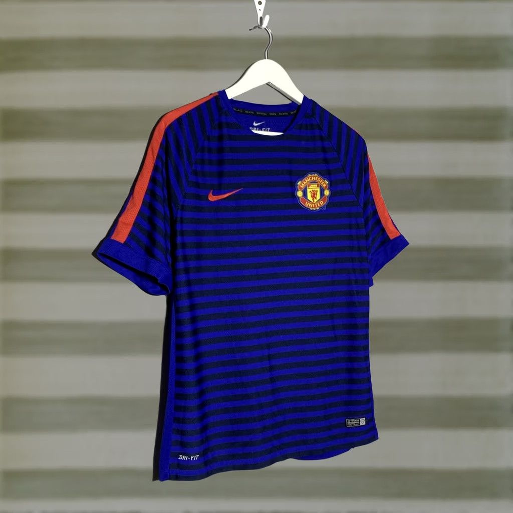 Nike Nike Manchester United Training Shirt Soccer Jersey Crew Neck Short Sleeve L Blue Jersey Nike Mens Shirt Size US L / EU 52-54 / 3 - 1 Thumbnail
