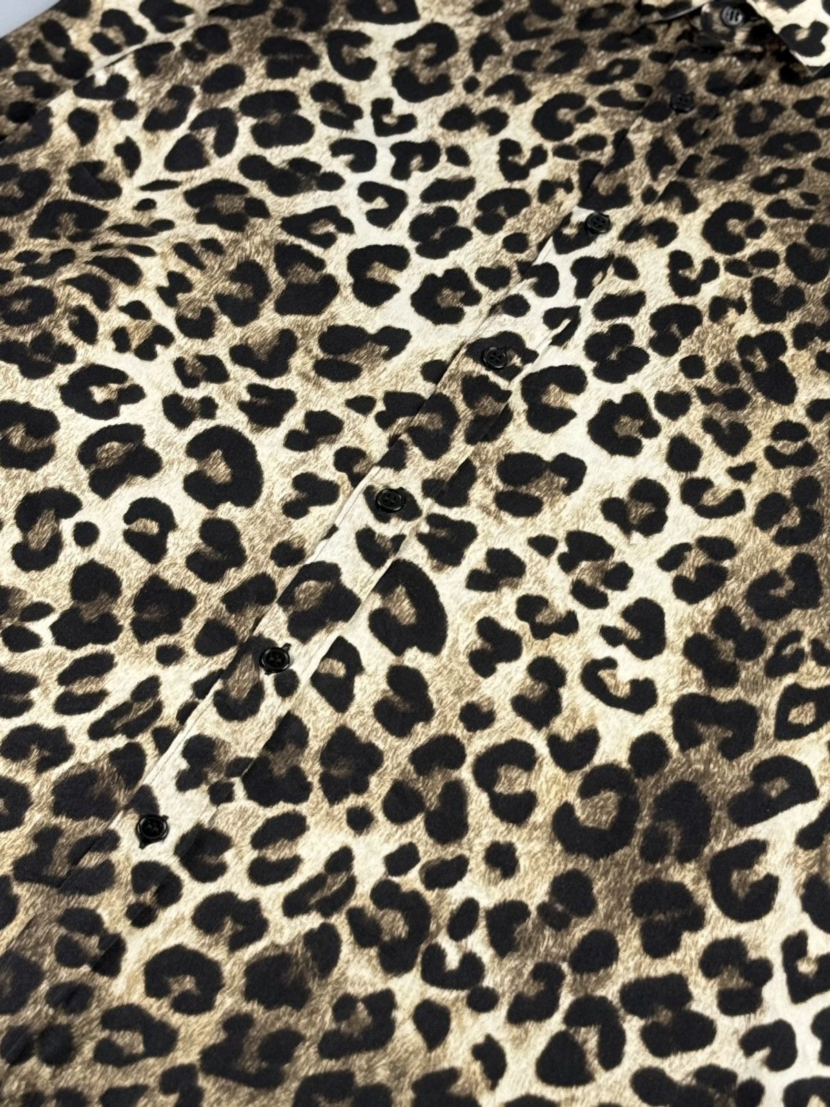 Saint Laurent Paris Saint Laurent Paris - A/W14 - Silk Leopard Print Shirt Size US L / EU 52-54 / 3 - 3 Thumbnail