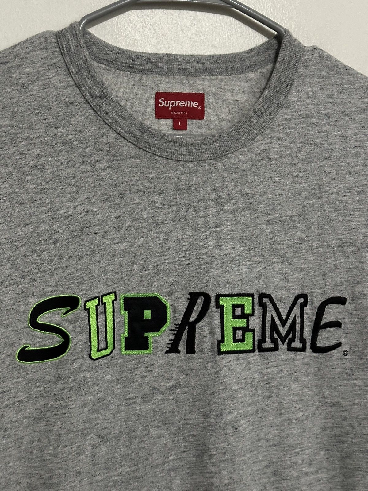 Supreme Supreme Collage Logo S/S Top Tee Size US L / EU 52-54 / 3 - 2 Thumbnail