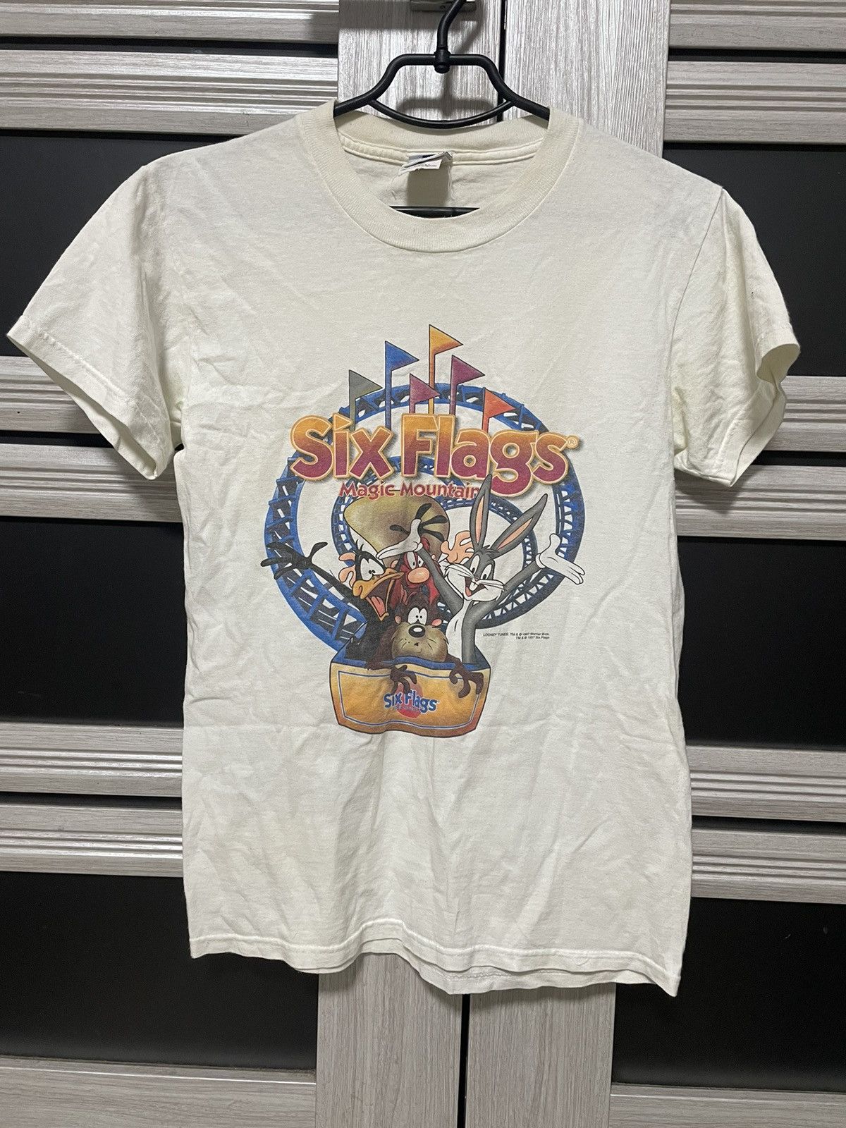 Cartoon Network Vintage 1997 Six Flags Magic Looney Tunes T Shirt Disney Tee Size US S / EU 44-46 / 1 - 1 Thumbnail