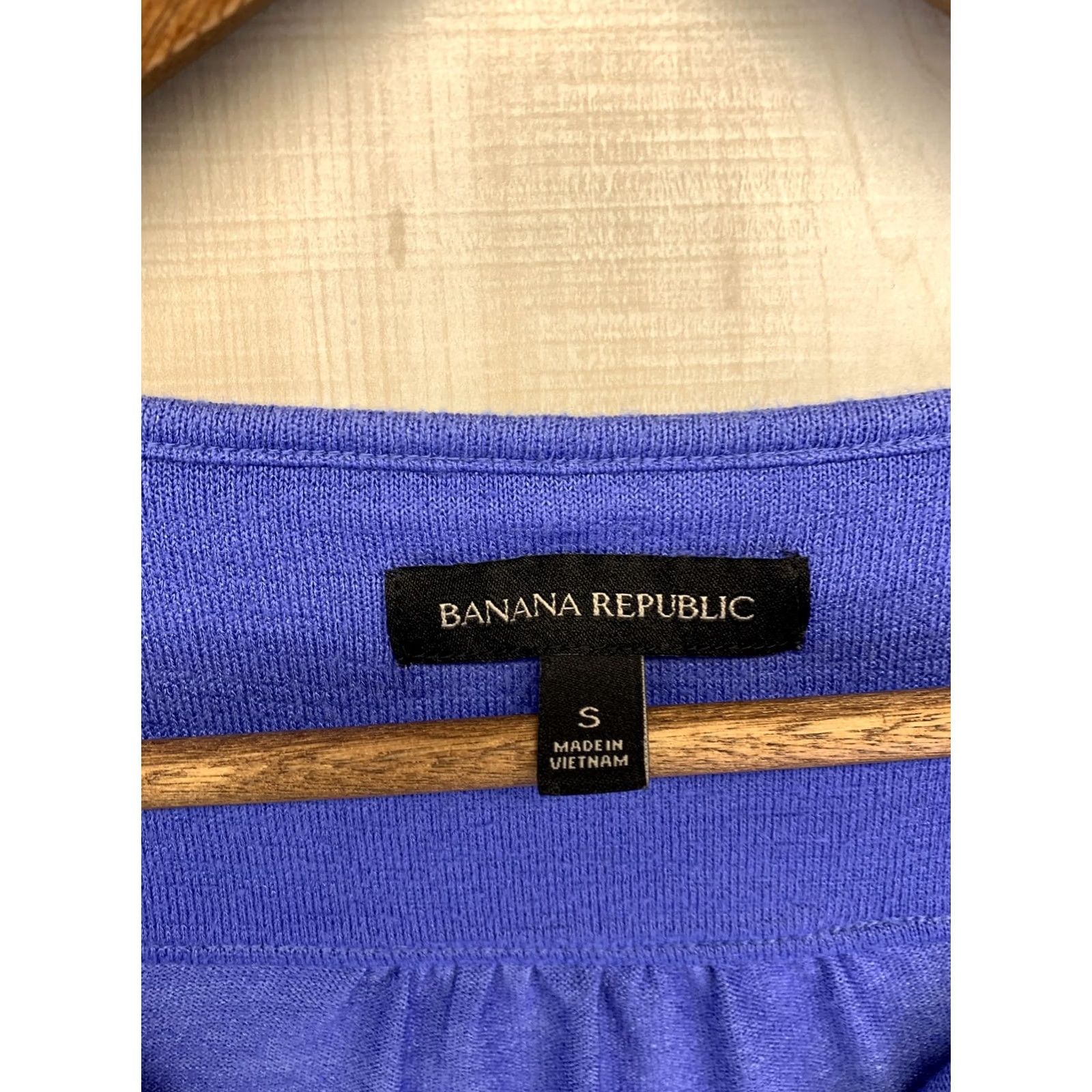 Banana Republic Banana Republic Women’s Sweater V-Neck Blue XS/S Light Pullover Top-4218 Size S / US 4 / IT 40 - 3 Thumbnail