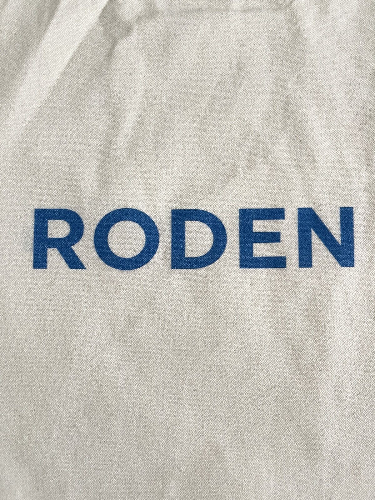 Designer STEAL! Roden Gray Jumbo Tote Bag - NEW Size ONE SIZE - 3 Thumbnail