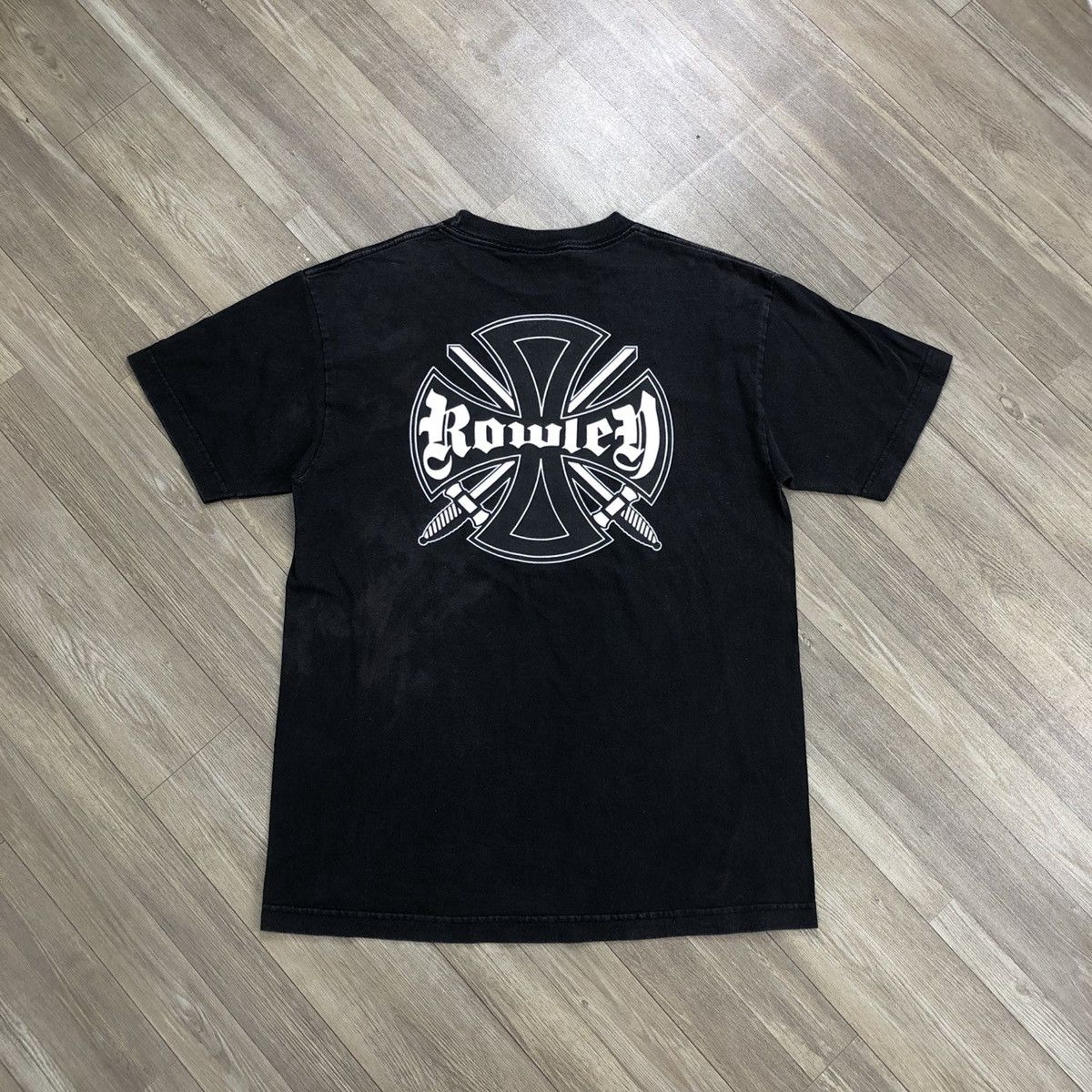 Independent Truck Co. × Vintage Vintage 90s Independent Truck Rowley Skateboarding Tee Size US M / EU 48-50 / 2 - 1 Thumbnail